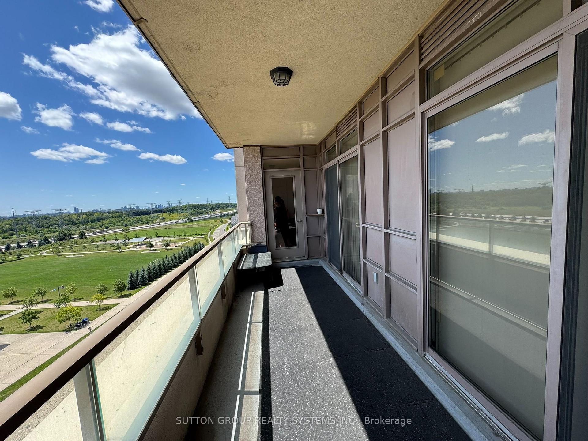 Photo 20 of Unit LPH5, 39 Galleria Parkway, Markham, Commerce Valley — HOMEH