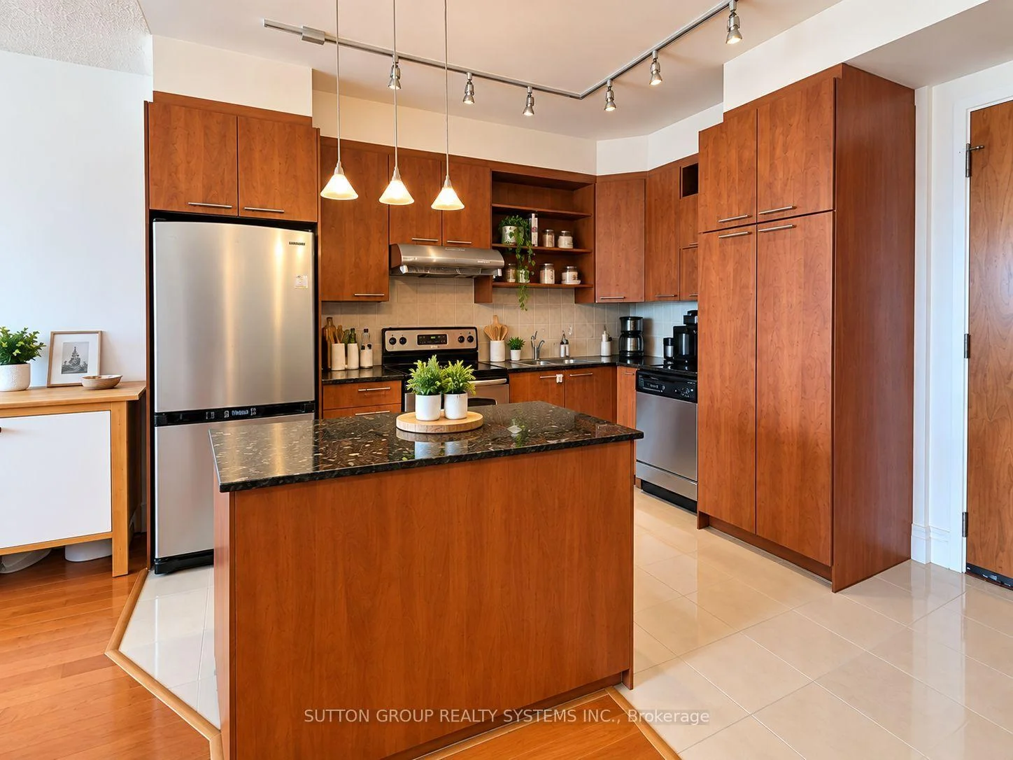 Photo 9 of Unit LPH5, 39 Galleria Parkway, Markham, Commerce Valley — HOMEH