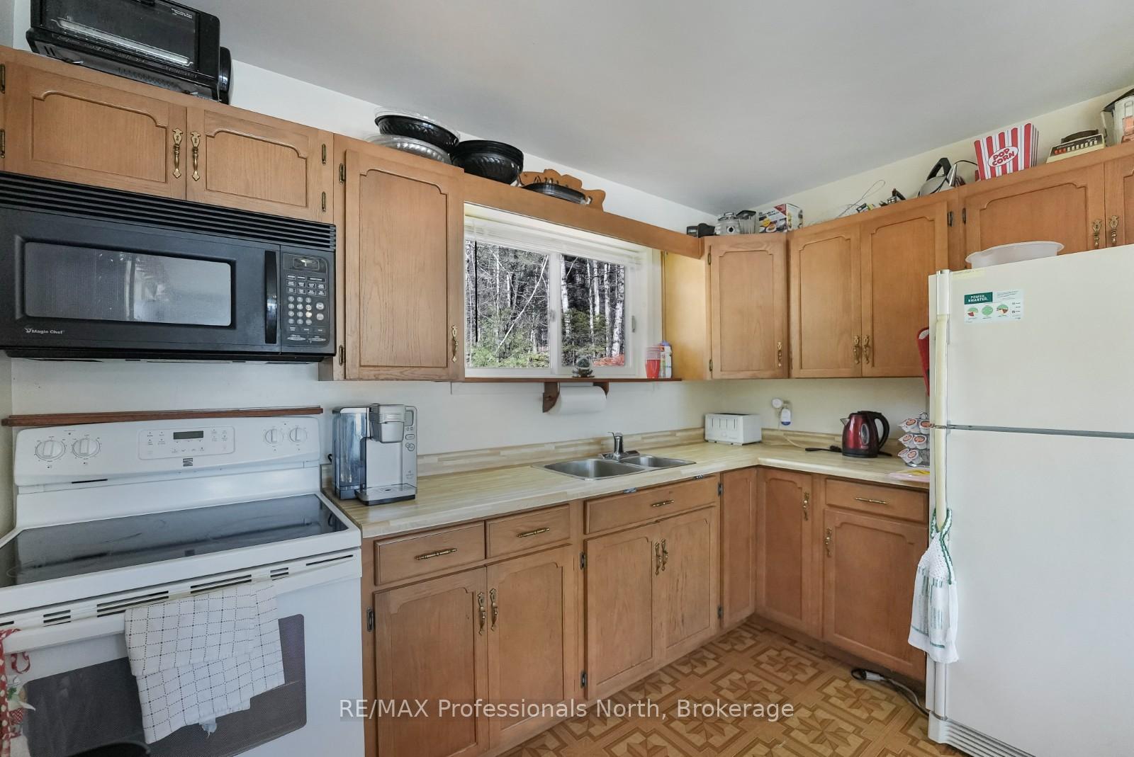 Photo 11 of 3382 Kushog Lake Road, Algonquin Highlands, Stanhope — HOMEH