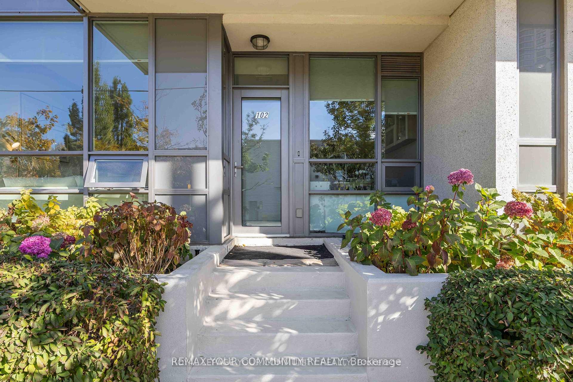 Photo 4 of Unit 102, 15 Legion Road, Etobicoke, Mimico — HOMEH