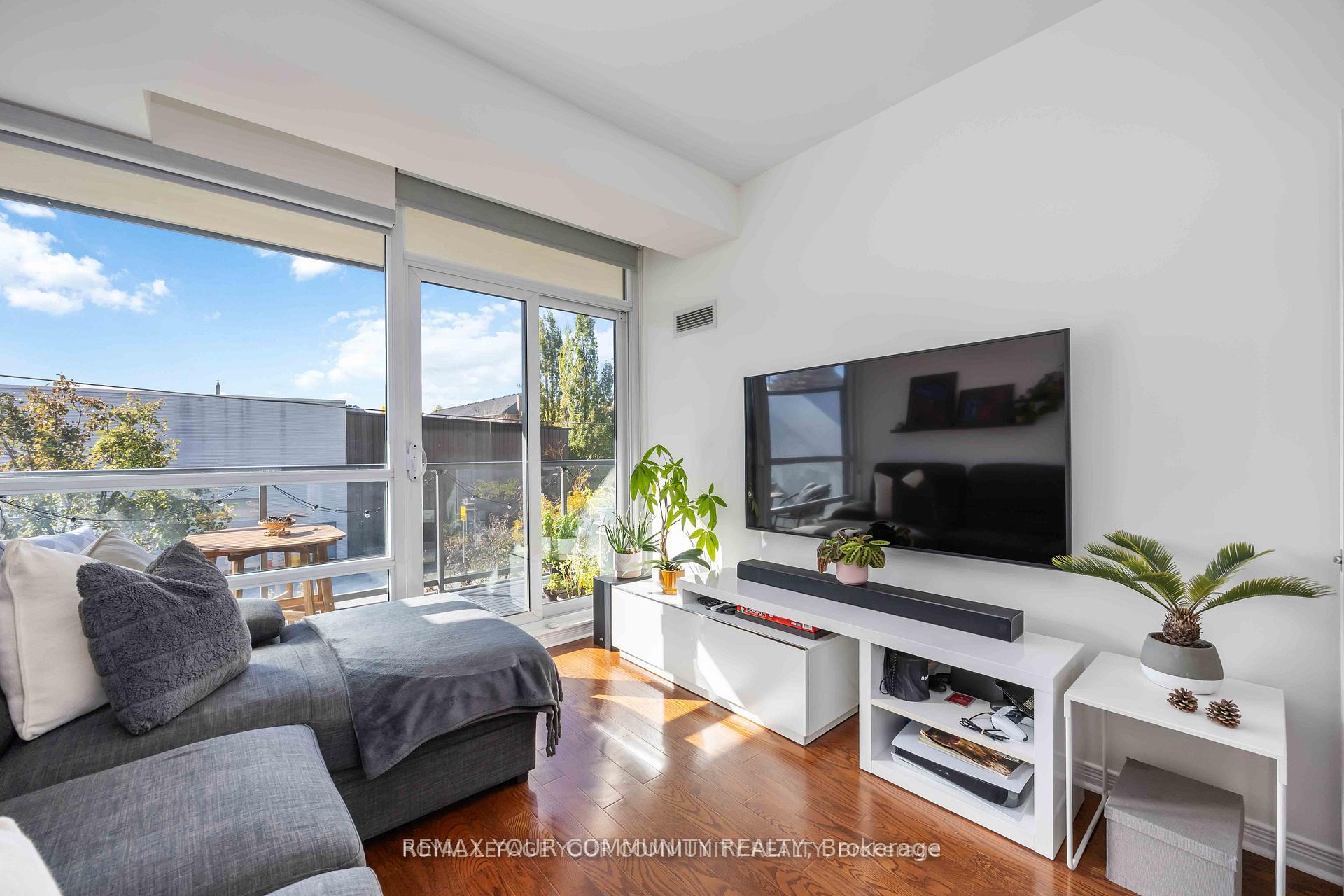 Photo 25 of Unit 102, 15 Legion Road, Etobicoke, Mimico — HOMEH