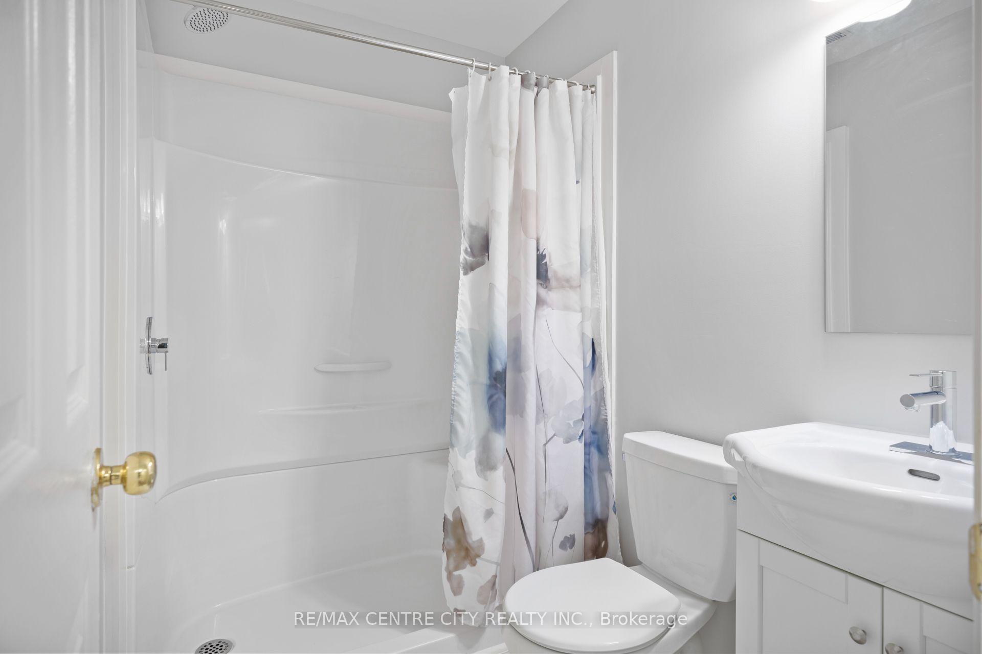 Photo 21 of 52 Donker Drive, St. Thomas — HOMEH