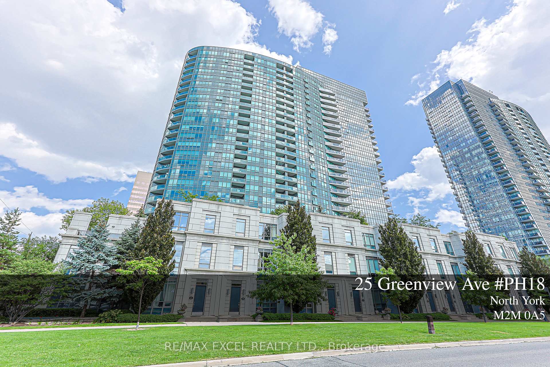 Front of Unit PH 18, 25 Greenview Avenue