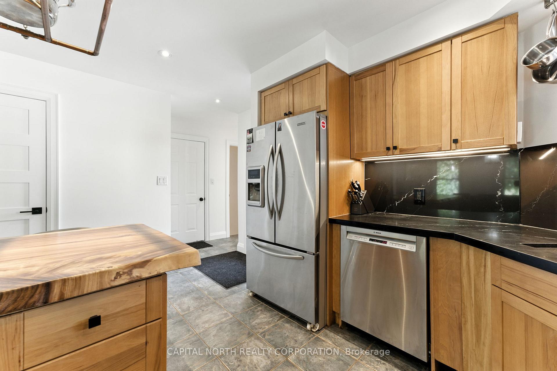 Photo 11 of 330 Concession 5 Road W, Hamilton, Rural Flamborough — HOMEH