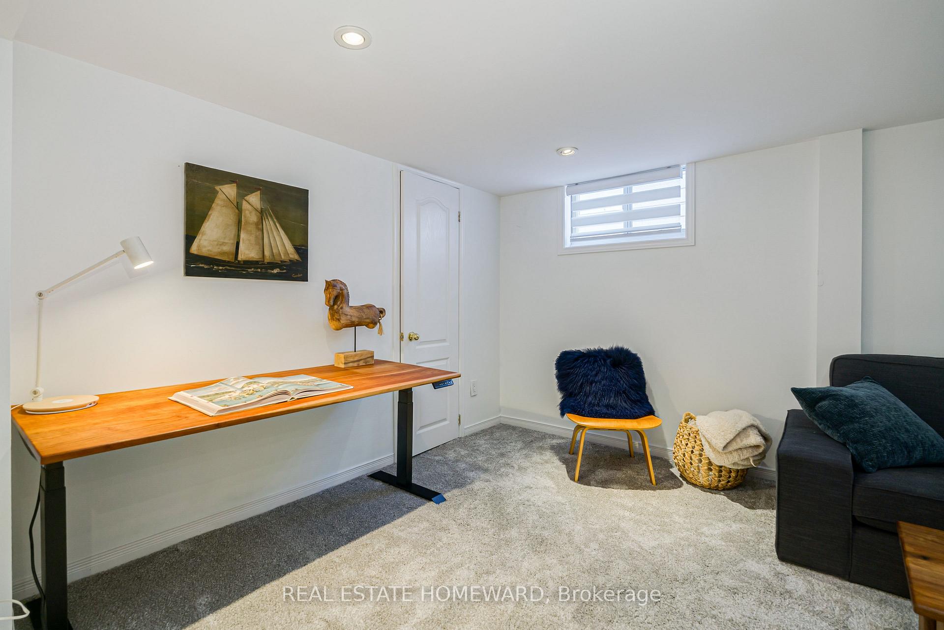 Photo 14 of 35 Memorial Park Avenue, Toronto, Danforth Village-East York — HOMEH
