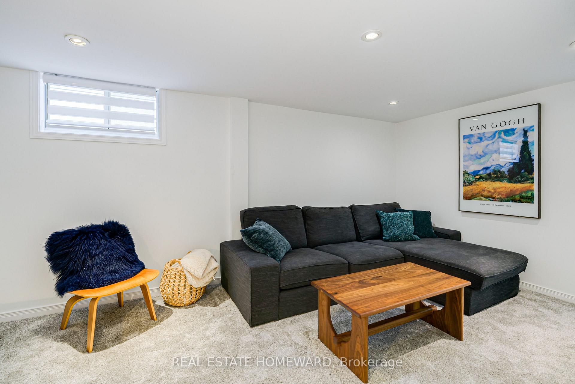 Photo 13 of 35 Memorial Park Avenue, Toronto, Danforth Village-East York — HOMEH