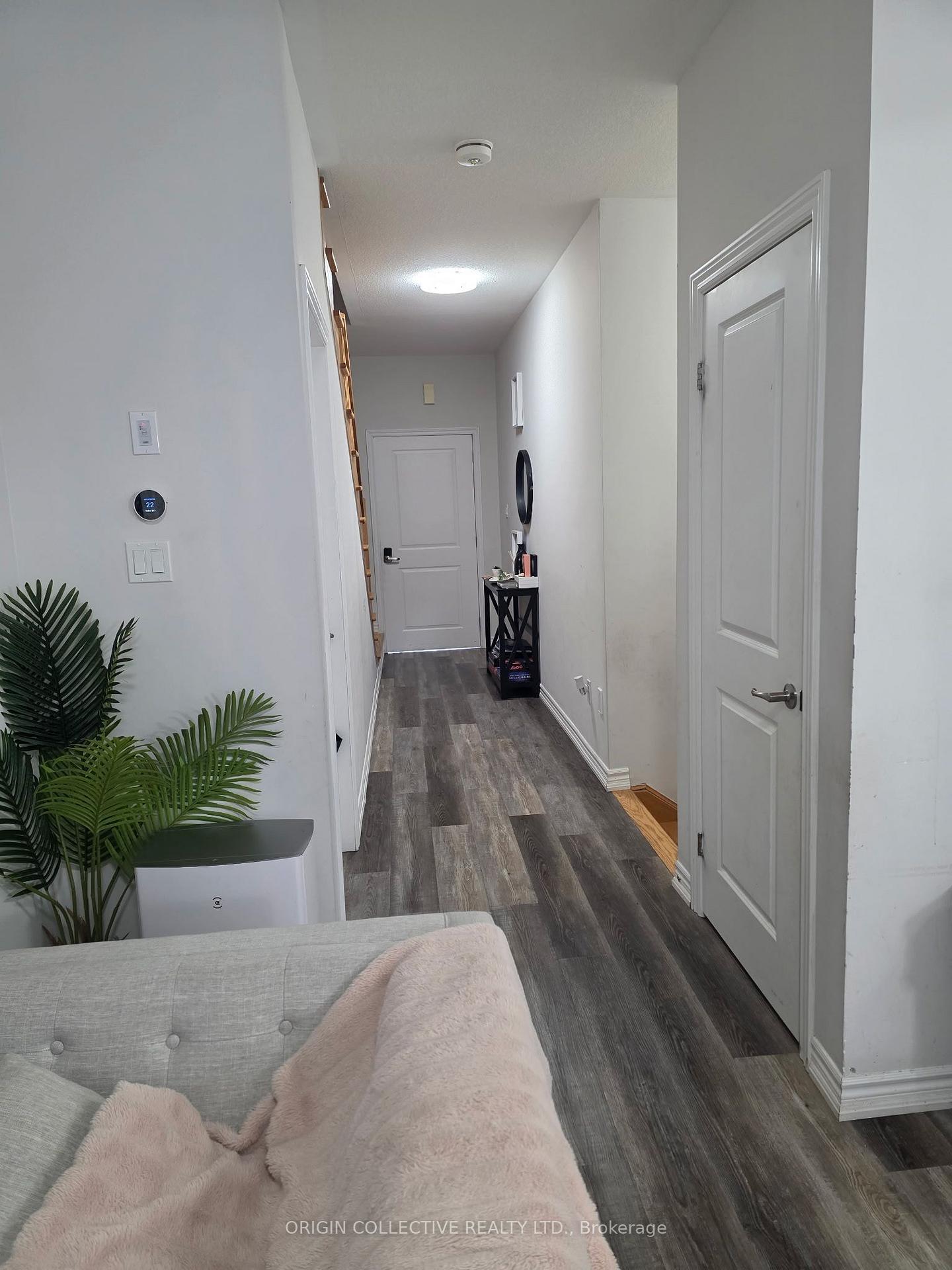 Photo 5 of 91 Bilanski Farm Road, Brantford, Echo Place — HOMEH