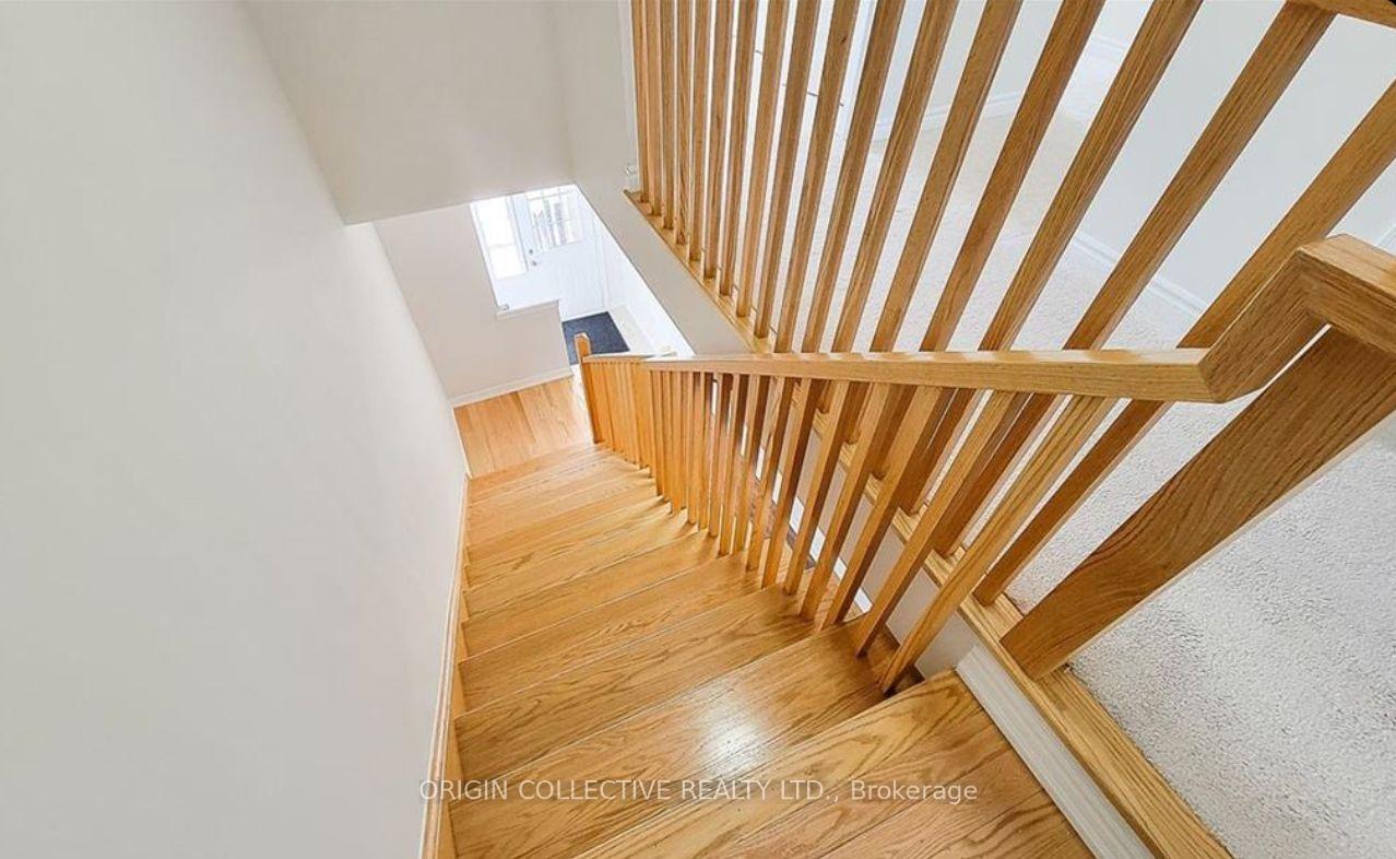 Photo 12 of 91 Bilanski Farm Road, Brantford, Echo Place — HOMEH