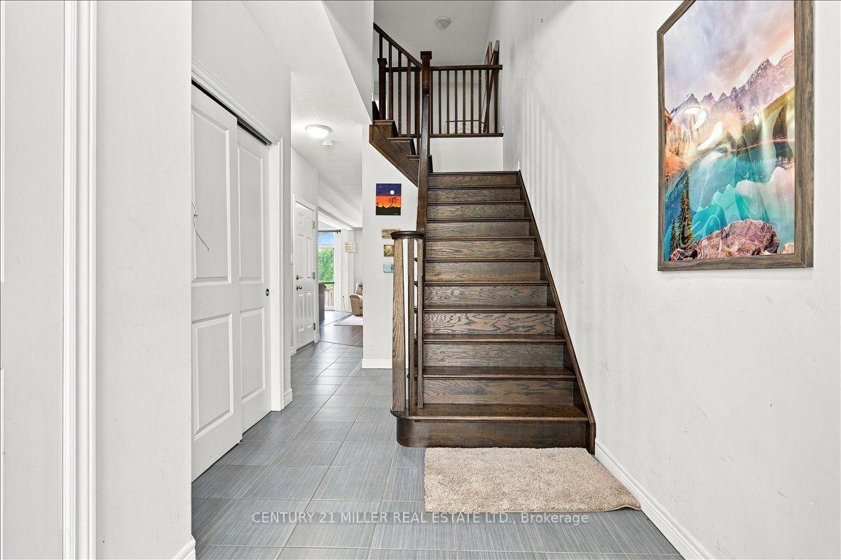 Photo 4 of Unit 30, 90 Raymond Road, Hamilton, Meadowlands — HOMEH