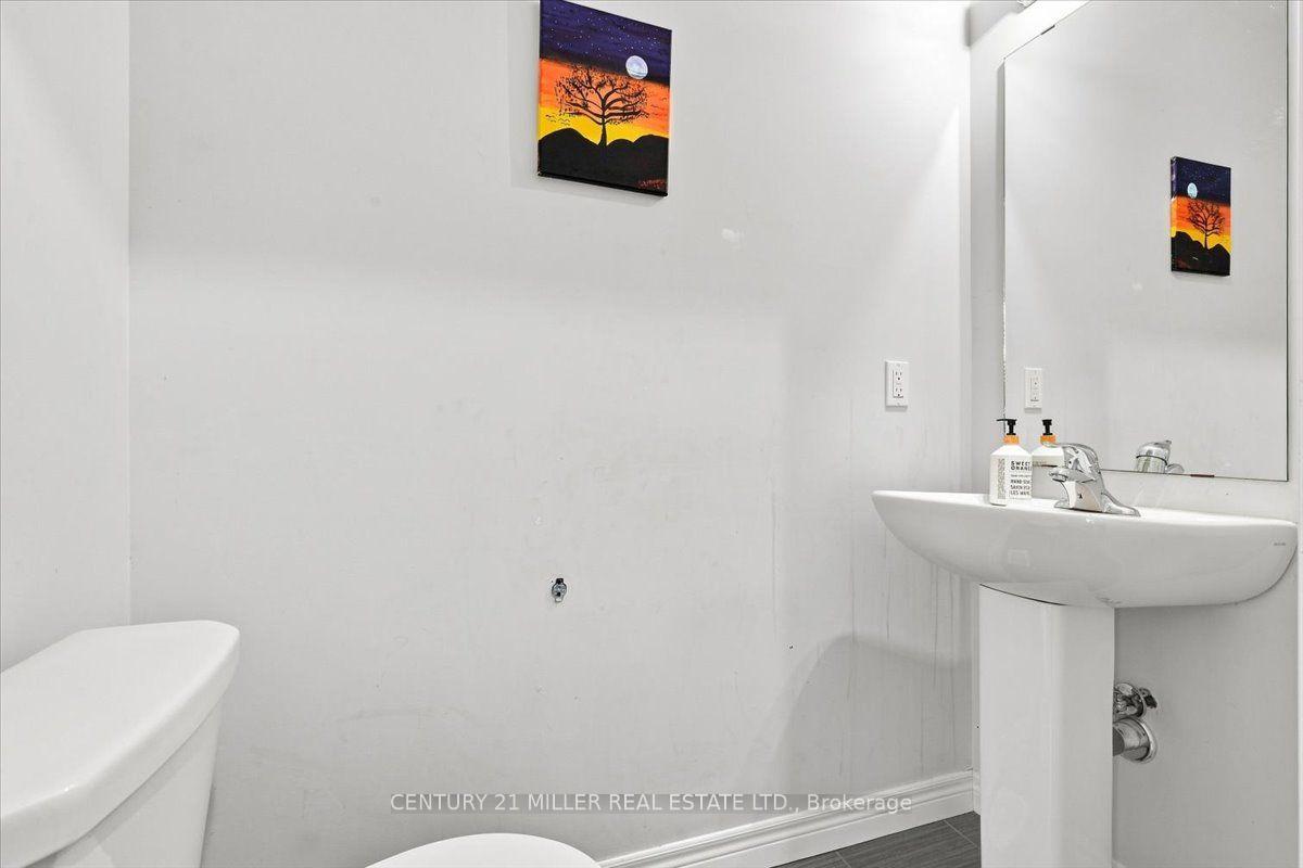 Photo 6 of Unit 30, 90 Raymond Road, Hamilton, Meadowlands — HOMEH