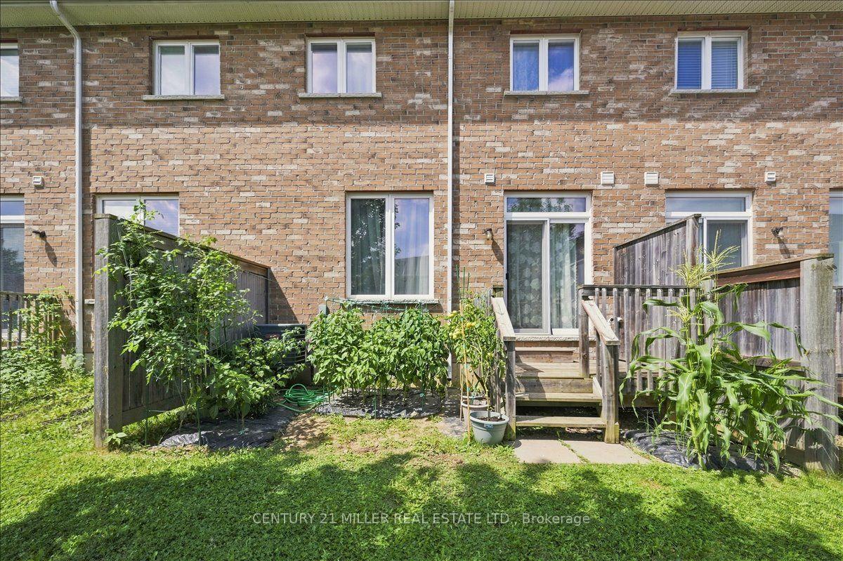 Photo 23 of Unit 30, 90 Raymond Road, Hamilton, Meadowlands — HOMEH
