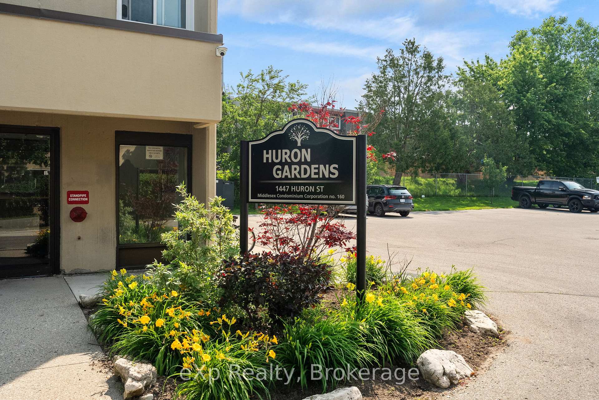 Photo 9 of Unit 220, 1447 Huron Street, London, East D — HOMEH