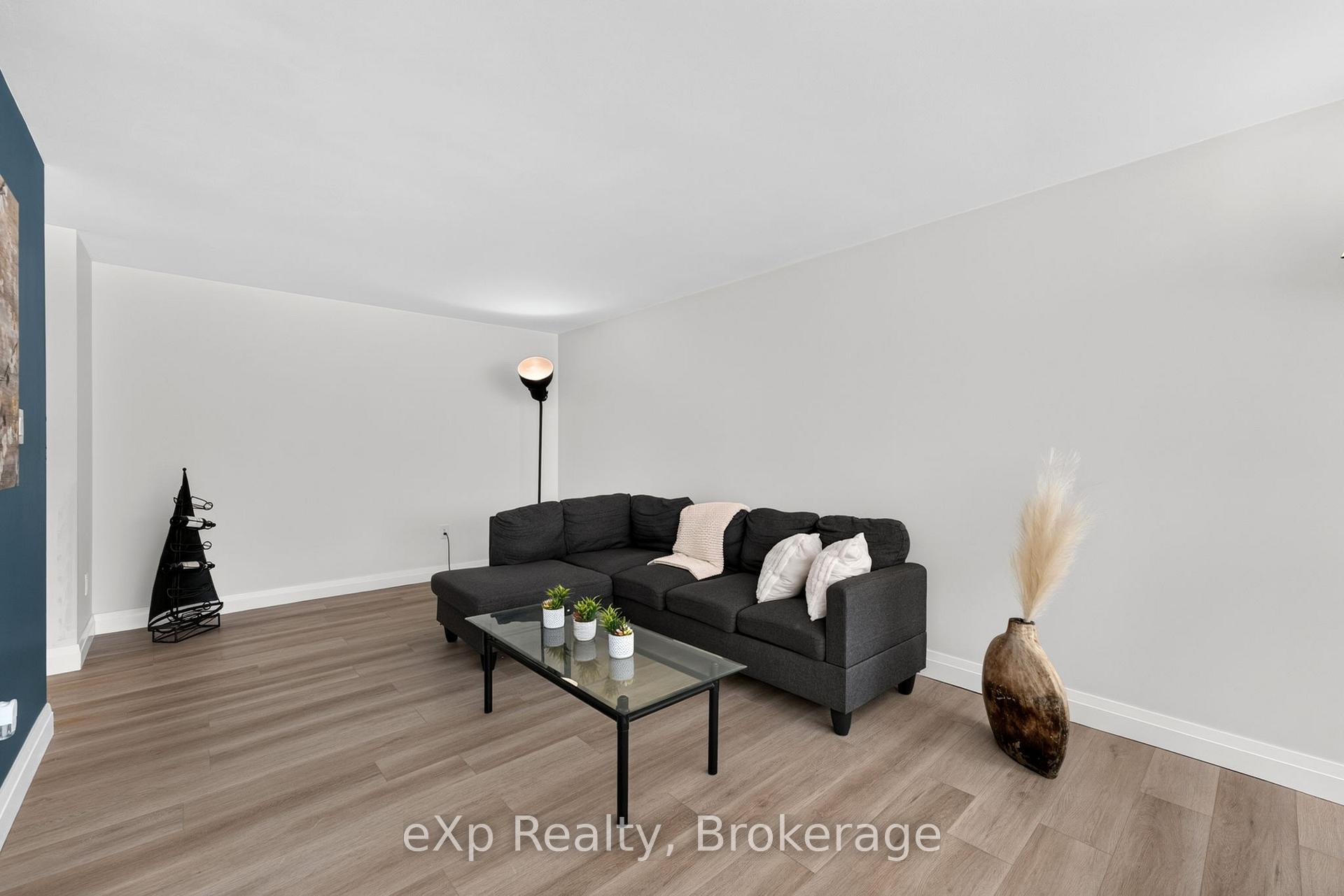 Photo 20 of Unit 220, 1447 Huron Street, London, East D — HOMEH