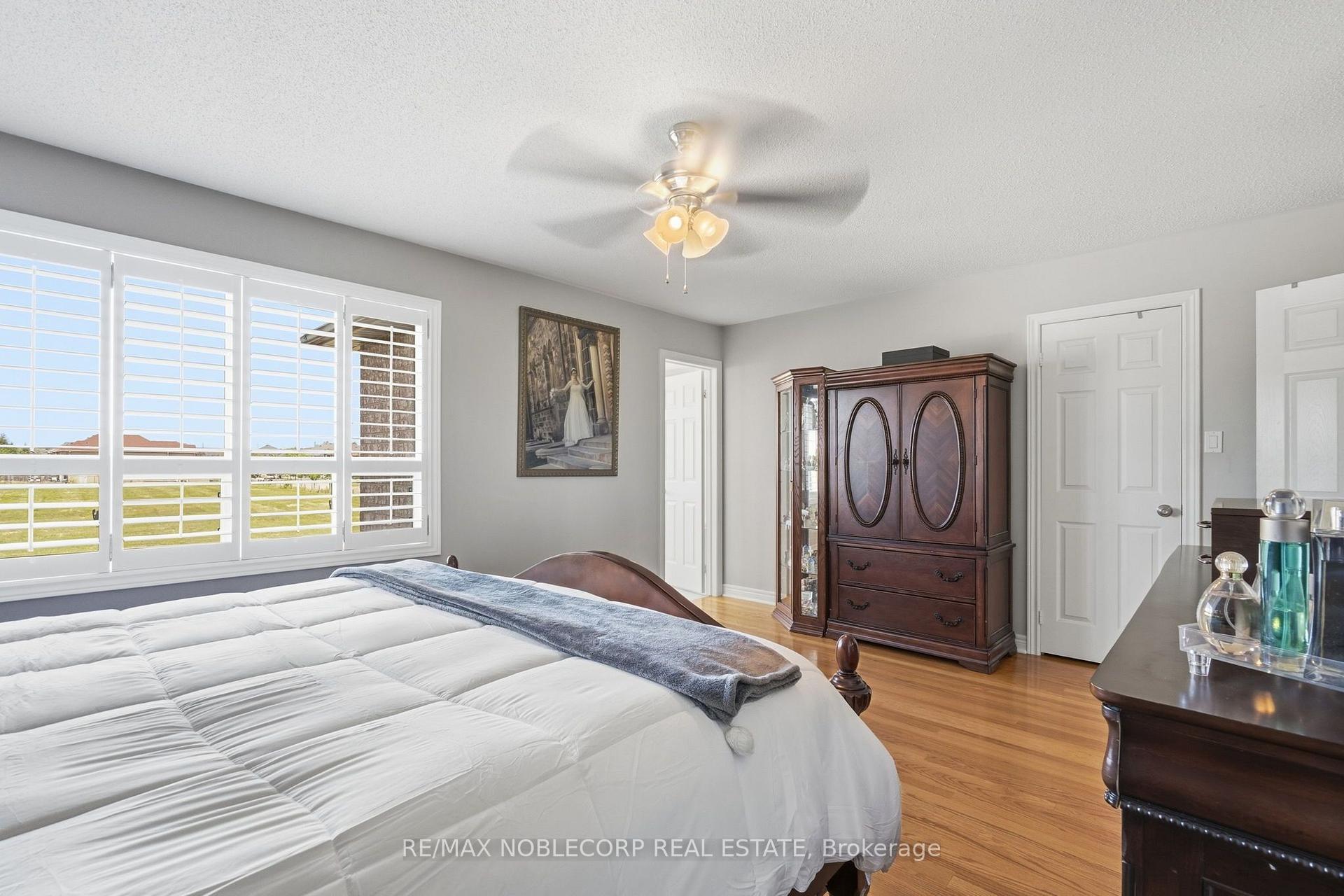 Photo 24 of 111 Emily Carr Crescent, Caledon, Bolton West — HOMEH