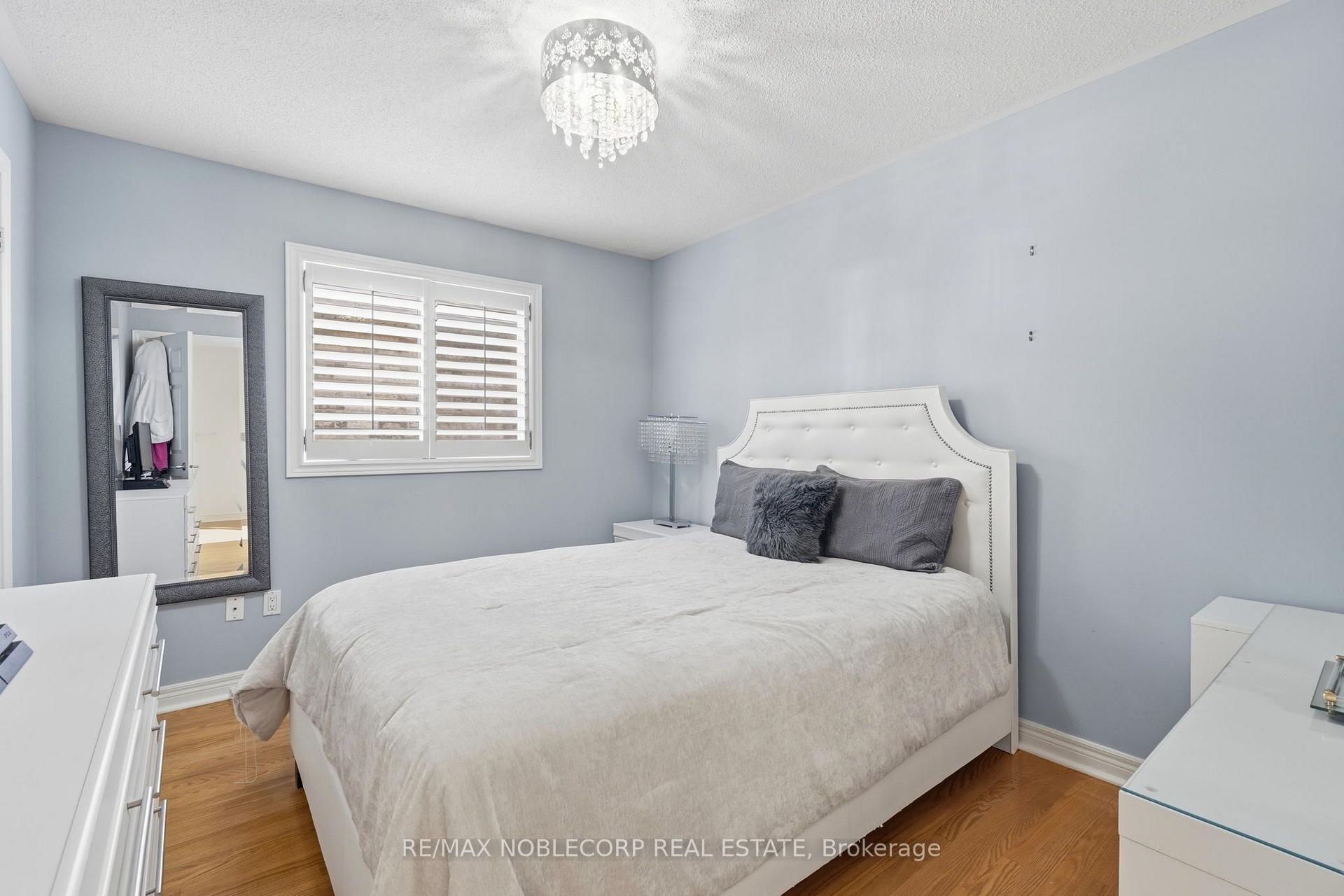 Photo 27 of 111 Emily Carr Crescent, Caledon, Bolton West — HOMEH