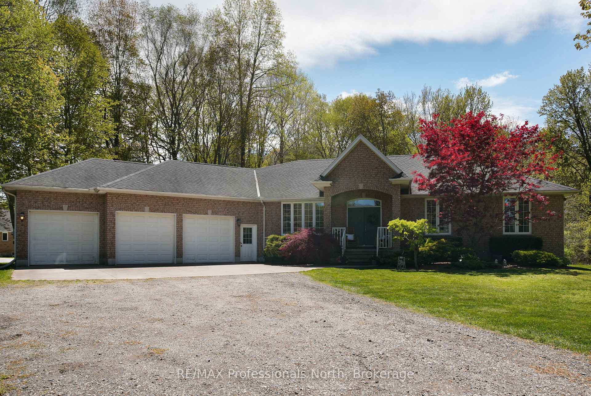 Photo 3 of 9883 Graham Road, West Elgin, Eagle — HOMEH