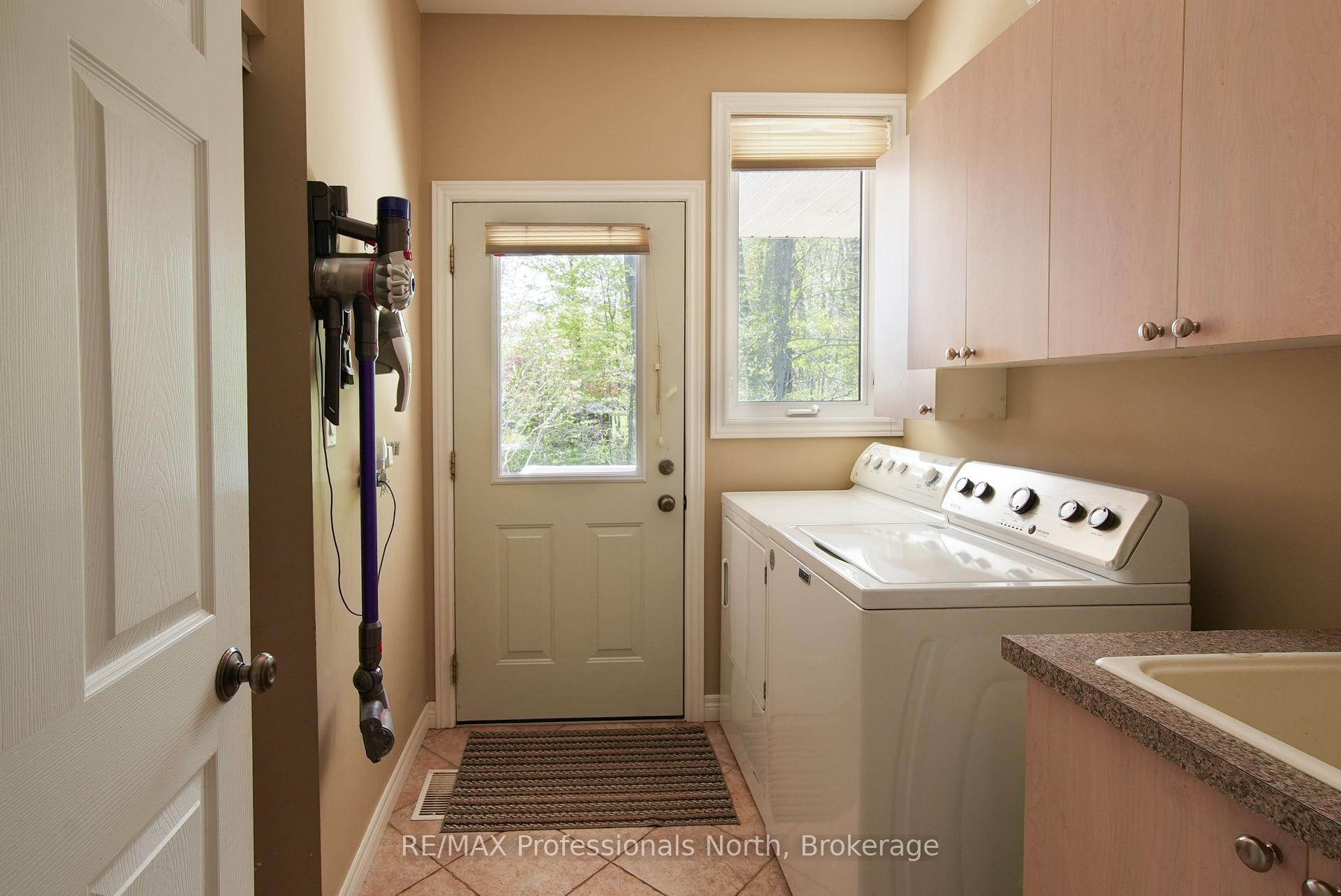 Photo 13 of 9883 Graham Road, West Elgin, Eagle — HOMEH