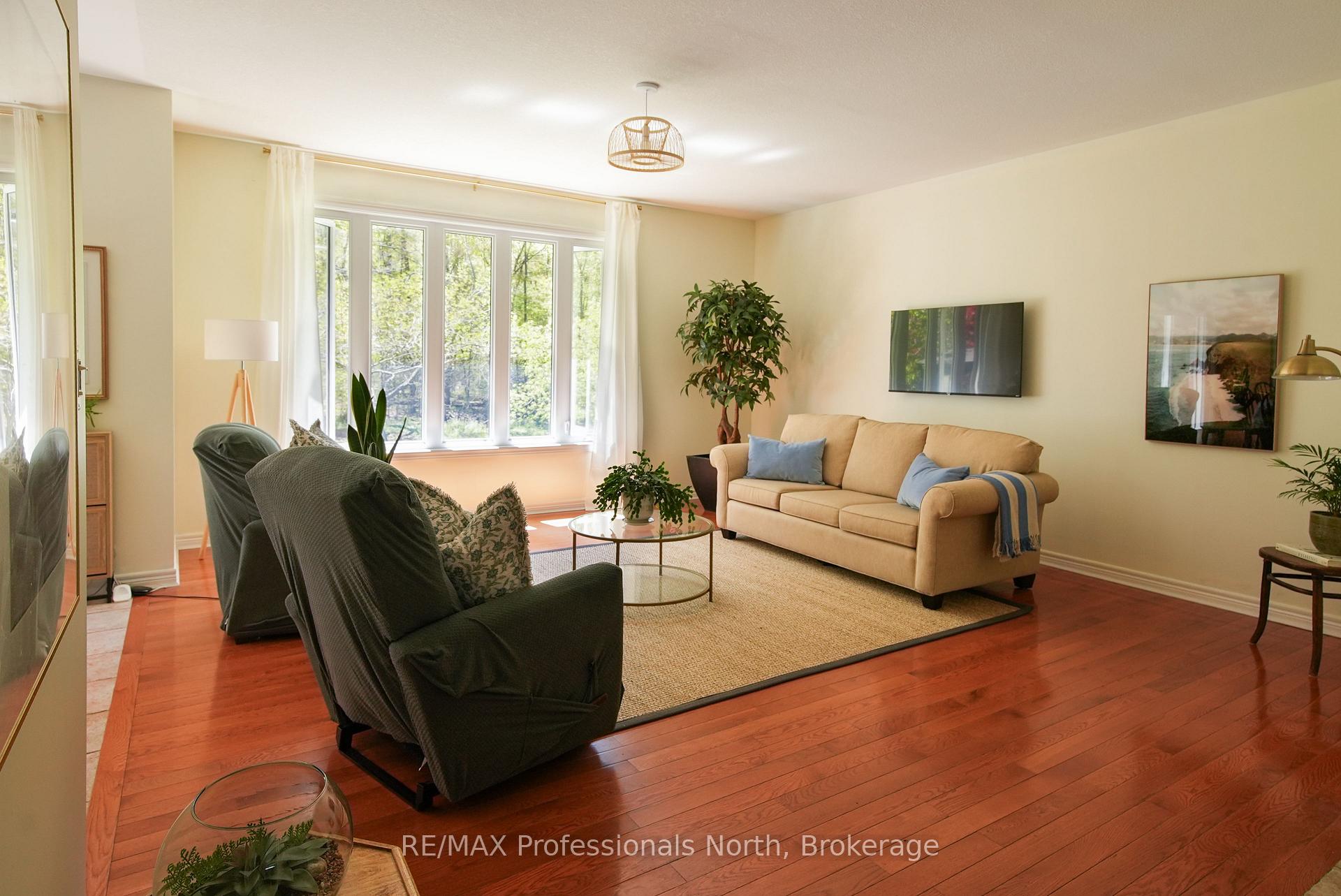 Photo 17 of 9883 Graham Road, West Elgin, Eagle — HOMEH