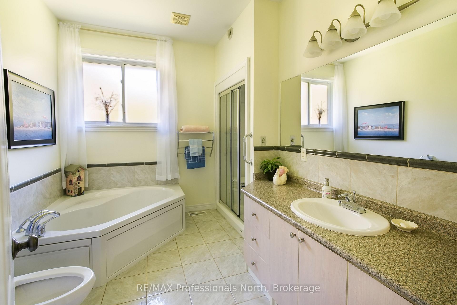 Photo 23 of 9883 Graham Road, West Elgin, Eagle — HOMEH
