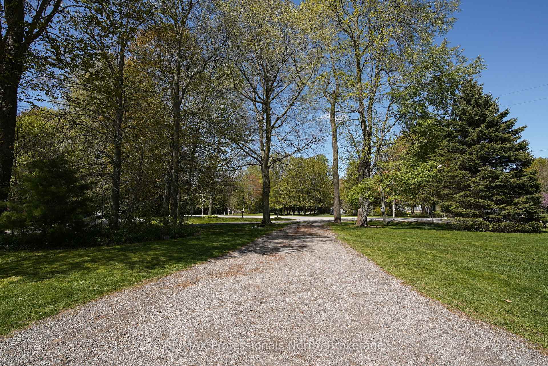 Photo 37 of 9883 Graham Road, West Elgin, Eagle — HOMEH