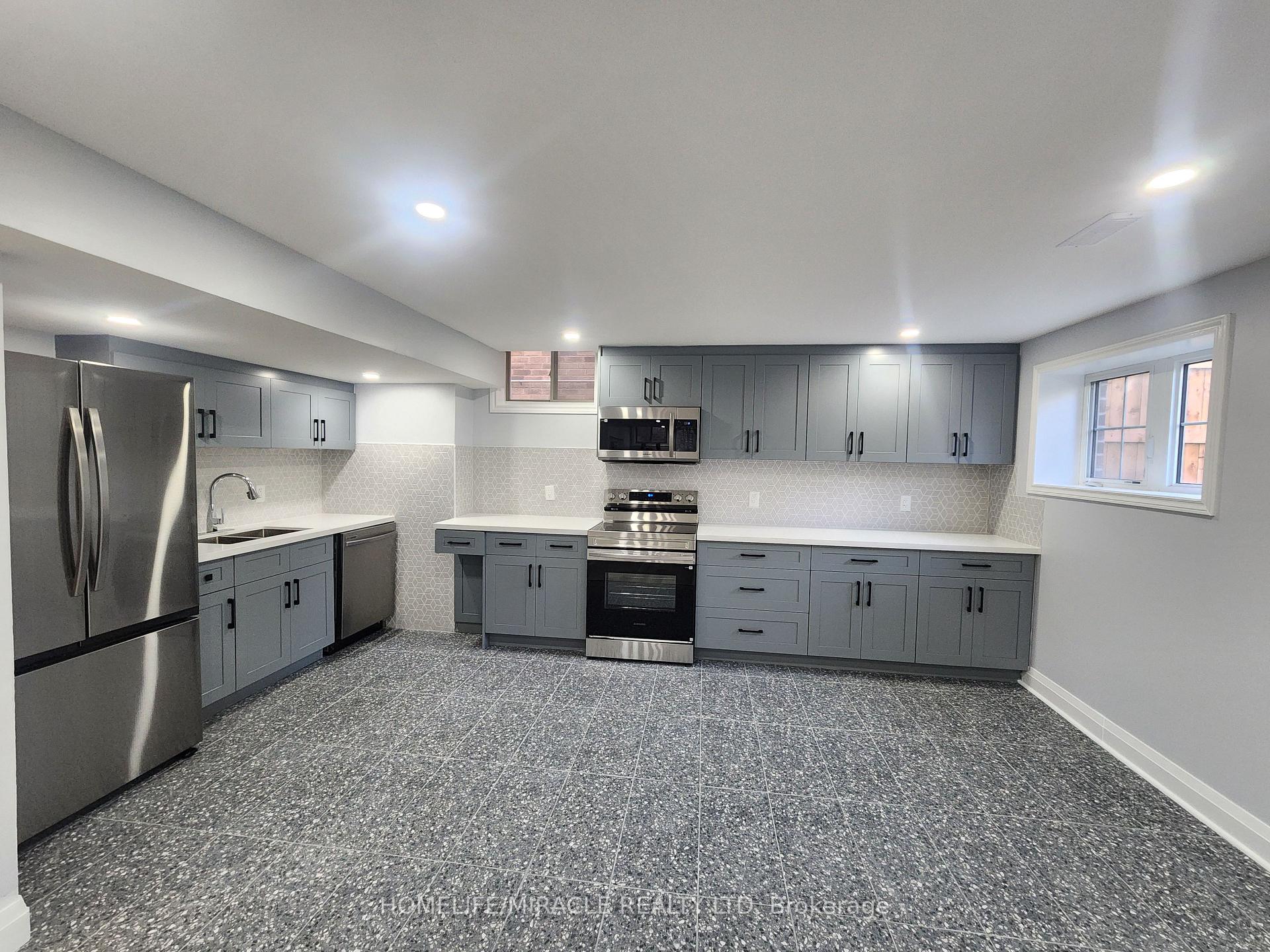 Photo 24 of 1607 Emberton Way, Innisfil, Alcona — HOMEH