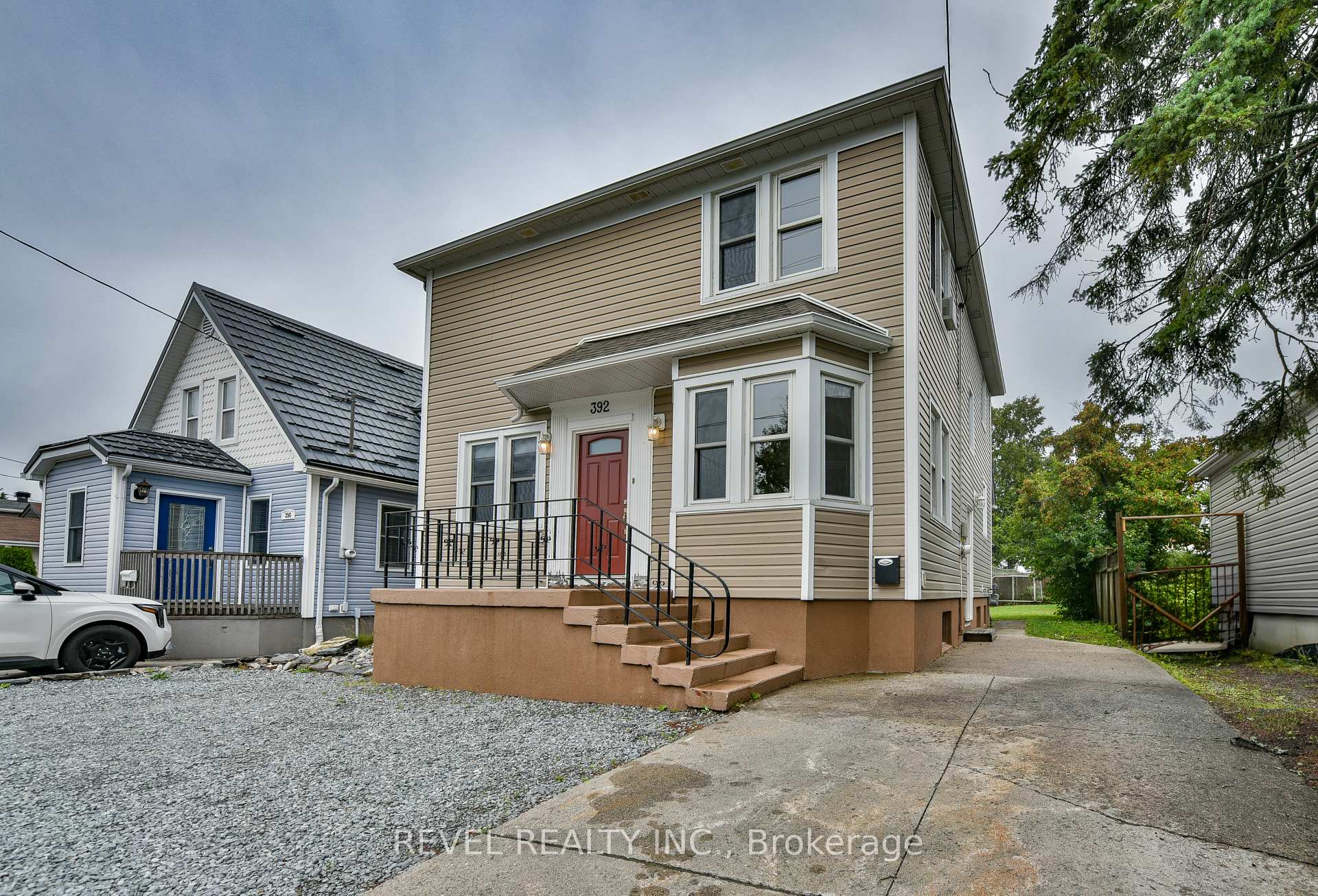 Photo 2 of 392 Patricia Boulevard, Timmins, TNE - Hill District — HOMEH