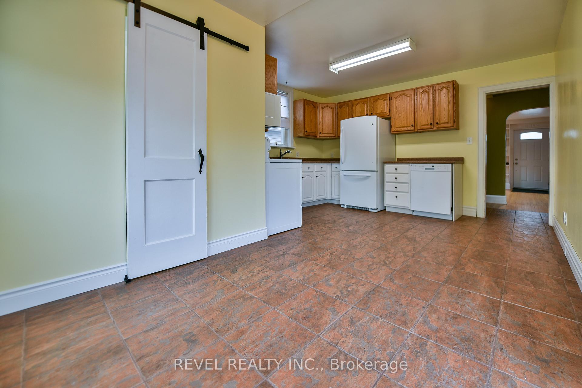 Photo 21 of 392 Patricia Boulevard, Timmins, TNE - Hill District — HOMEH