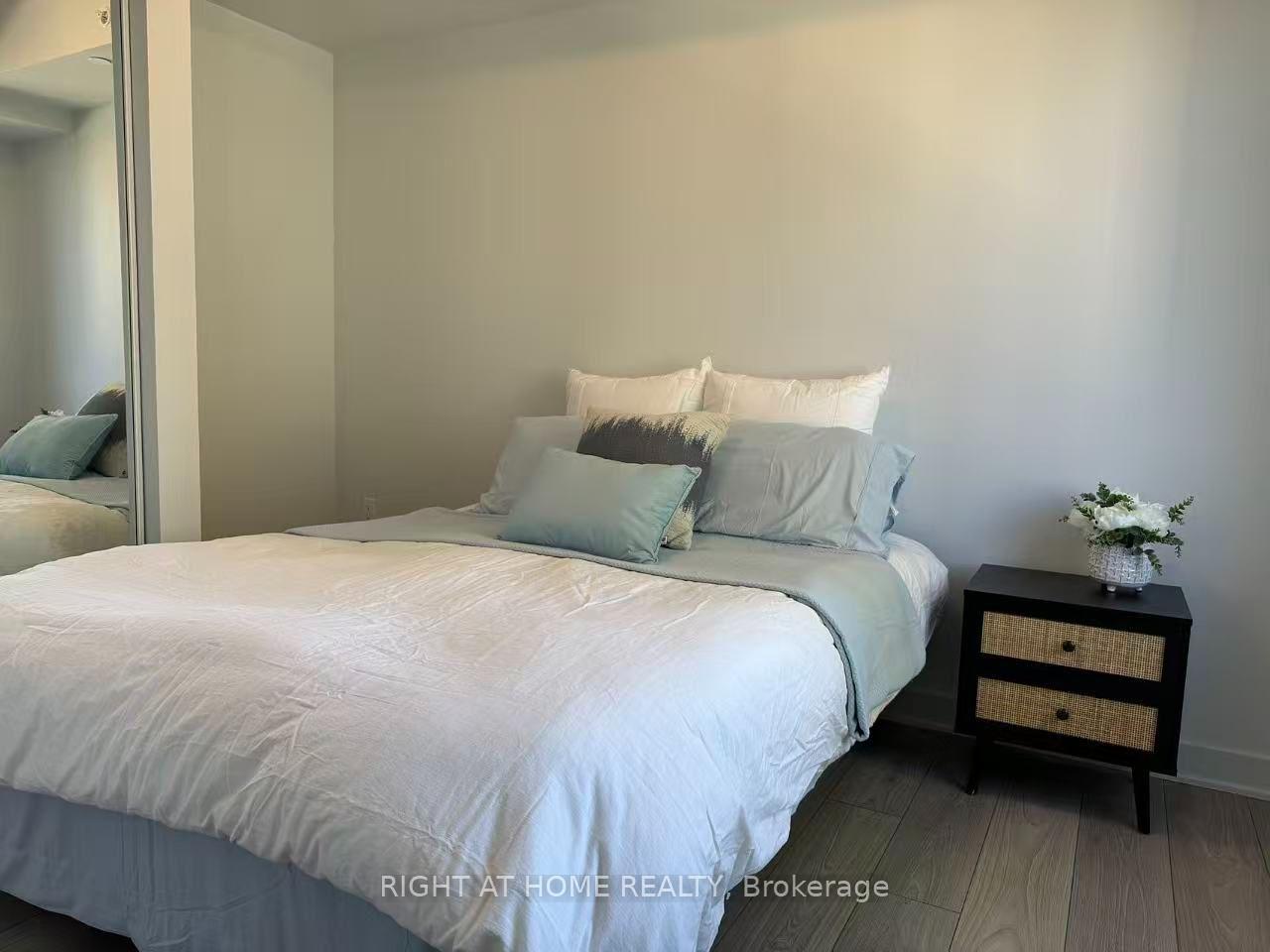 Photo 10 of Unit 1606, 2920 Highway 7, Vaughan, Concord — HOMEH
