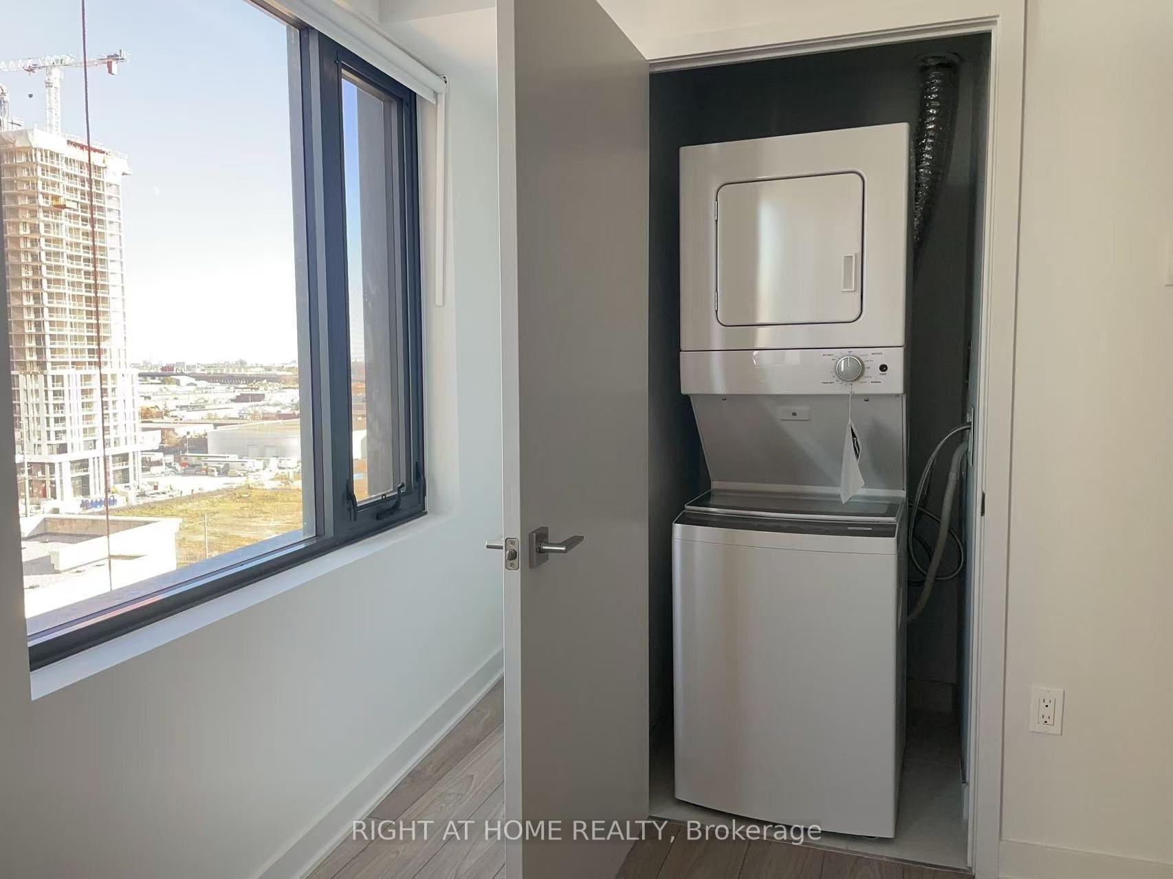 Photo 12 of Unit 1606, 2920 Highway 7, Vaughan, Concord — HOMEH