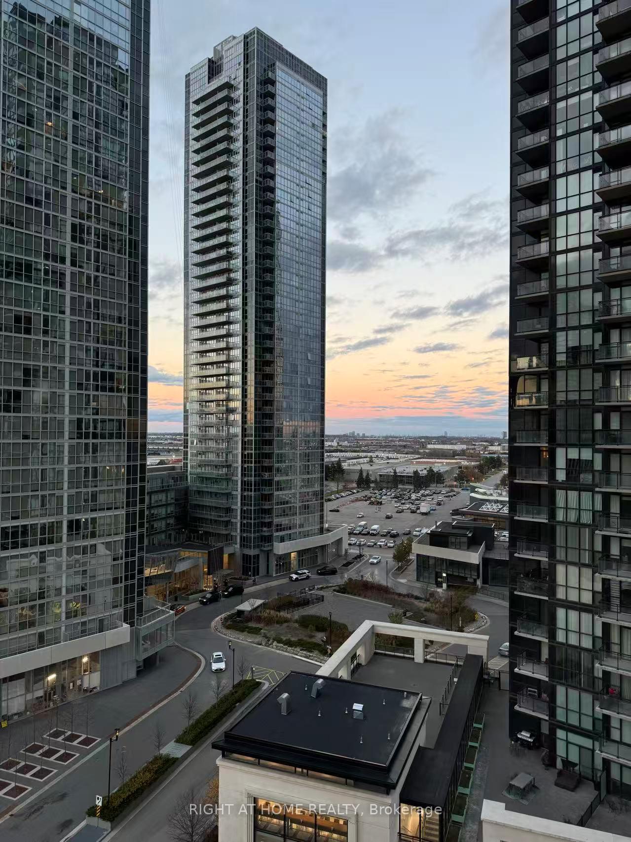 Photo 14 of Unit 1606, 2920 Highway 7, Vaughan, Concord — HOMEH