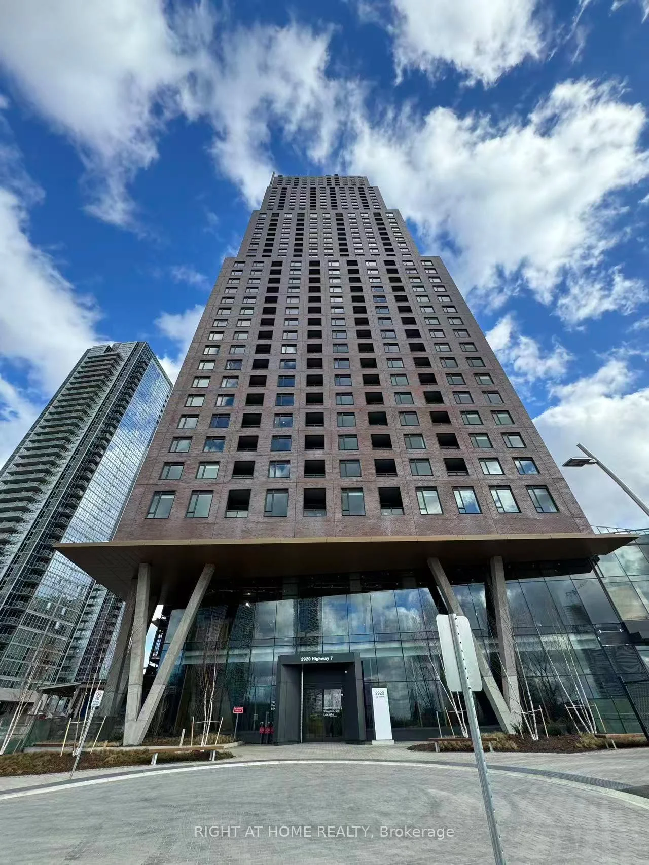 Photo 20 of Unit 1606, 2920 Highway 7, Vaughan, Concord — HOMEH