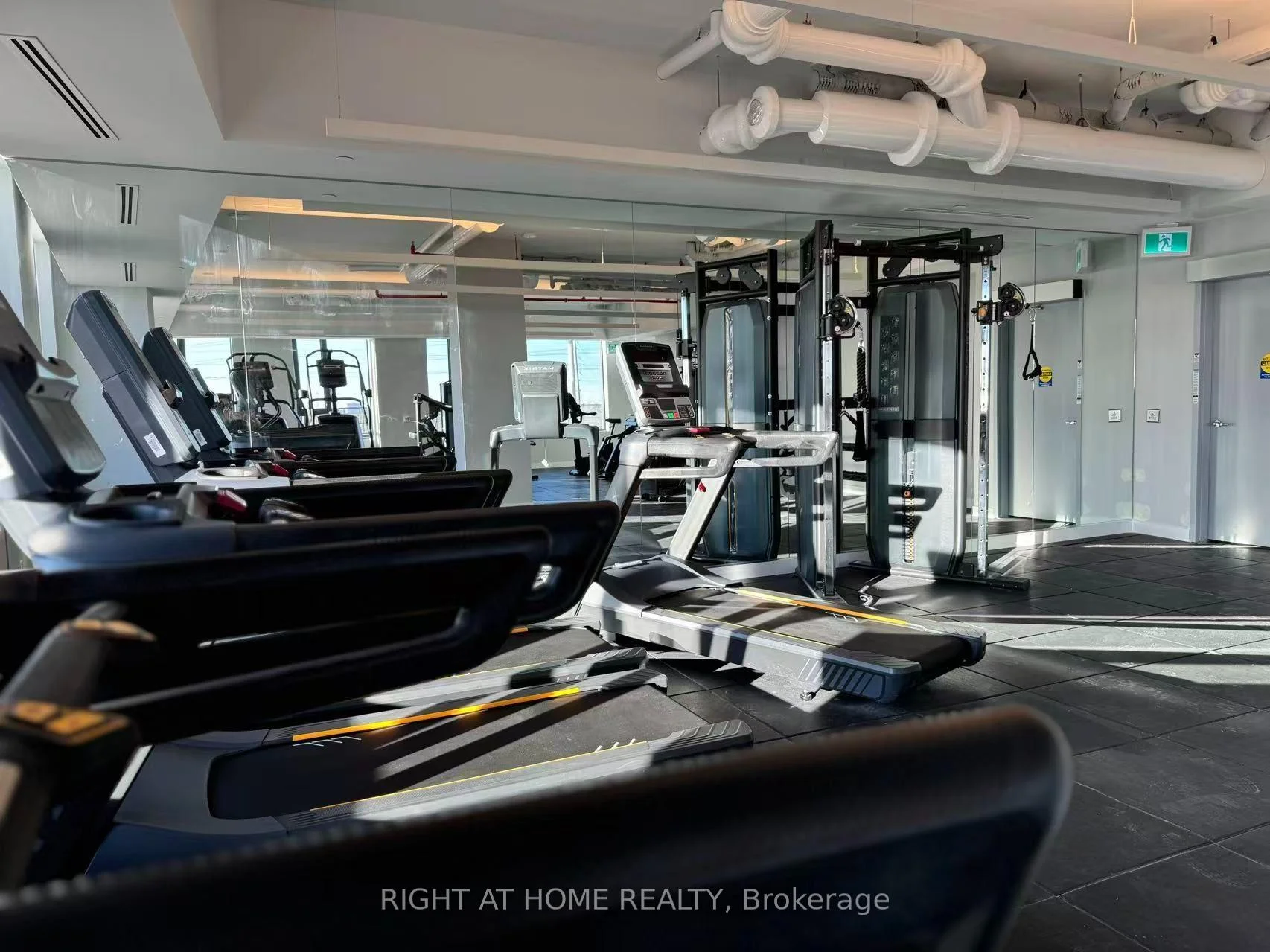 Photo 21 of Unit 1606, 2920 Highway 7, Vaughan, Concord — HOMEH