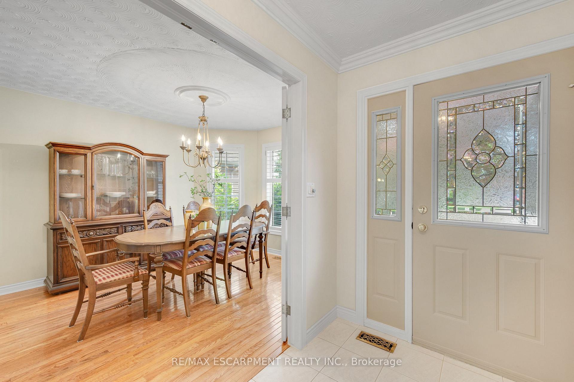 Photo 5 of 1150 Augustus Drive, Burlington, Brant — HOMEH