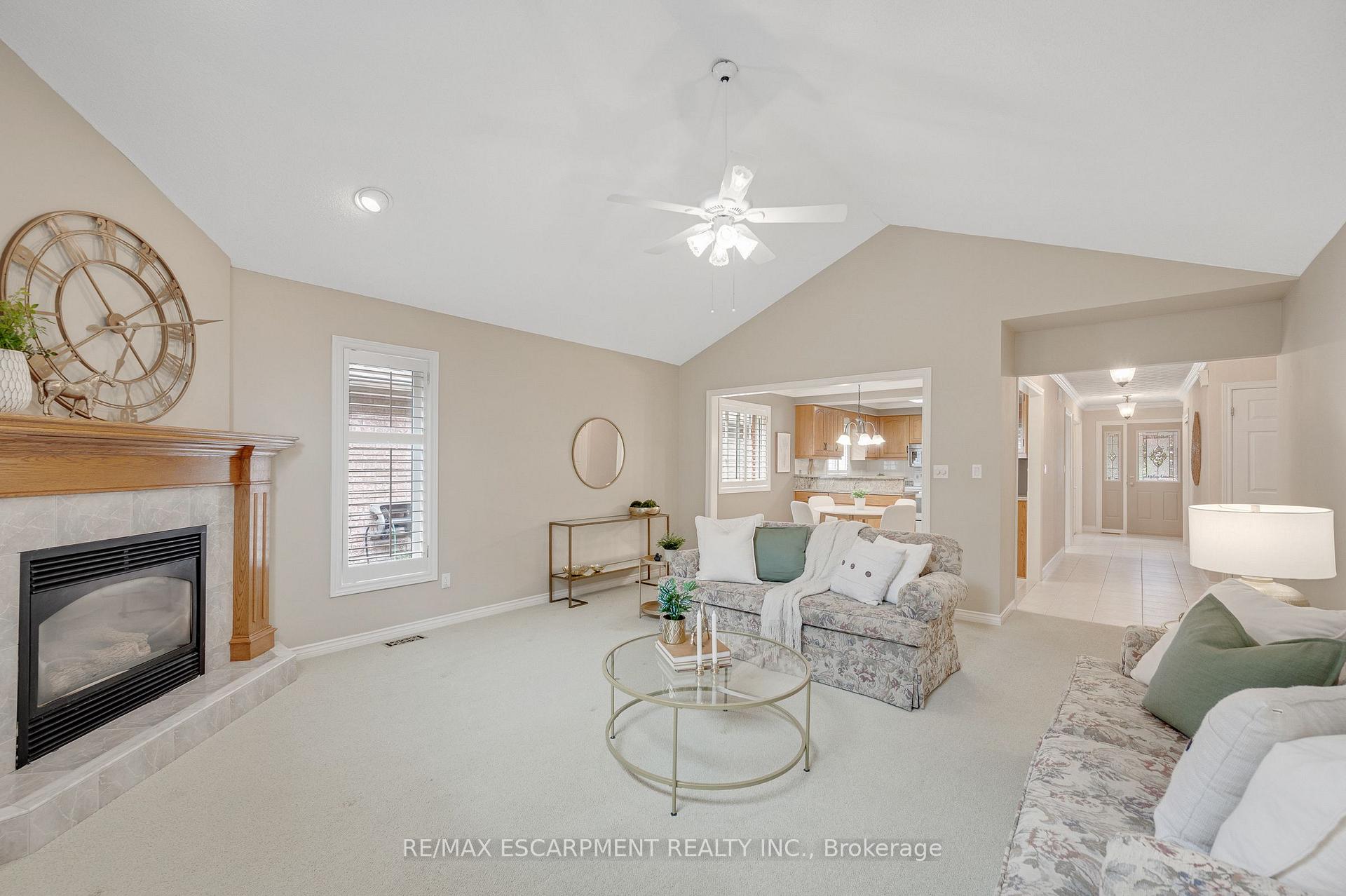 Photo 15 of 1150 Augustus Drive, Burlington, Brant — HOMEH