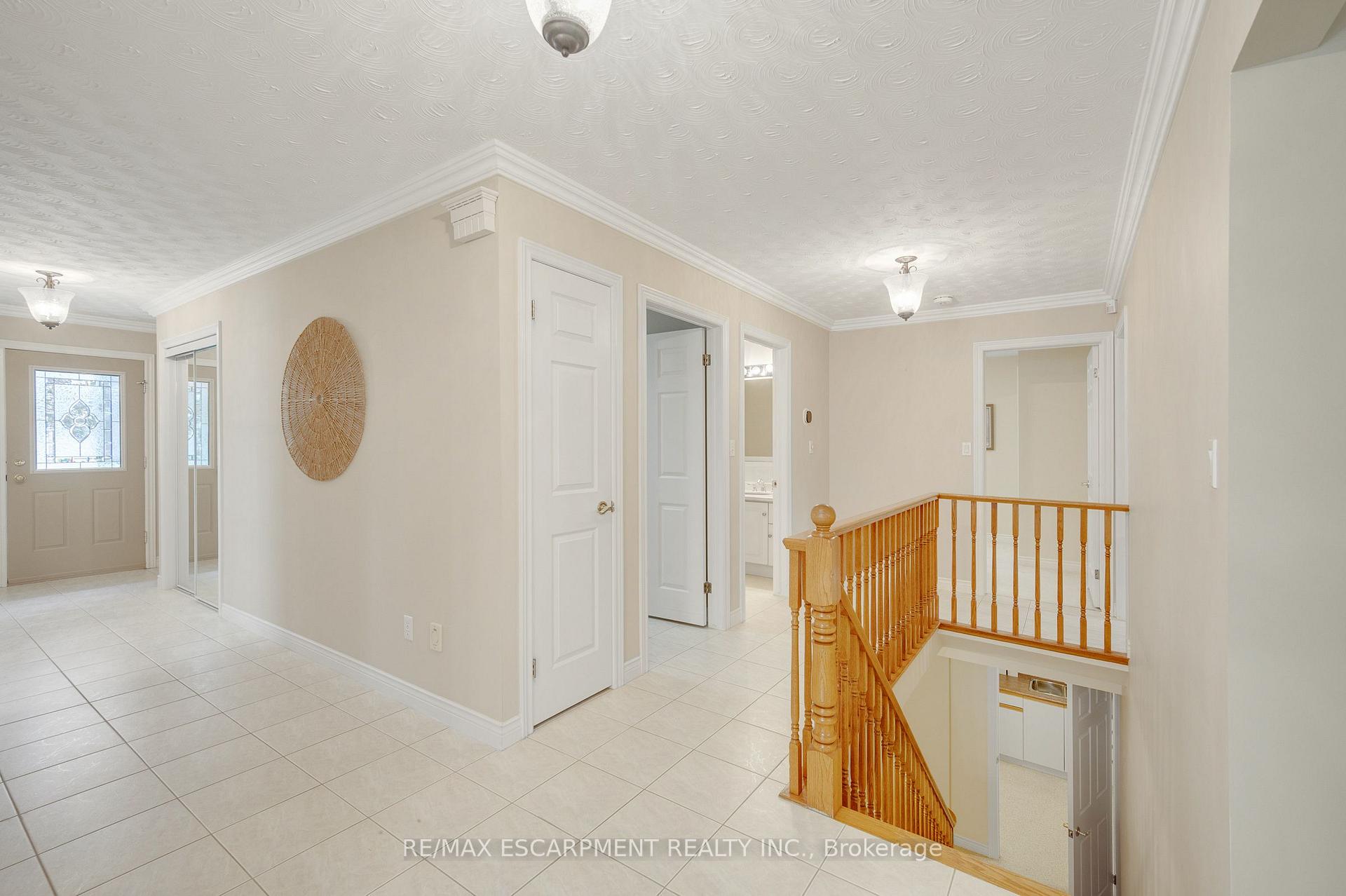 Photo 18 of 1150 Augustus Drive, Burlington, Brant — HOMEH