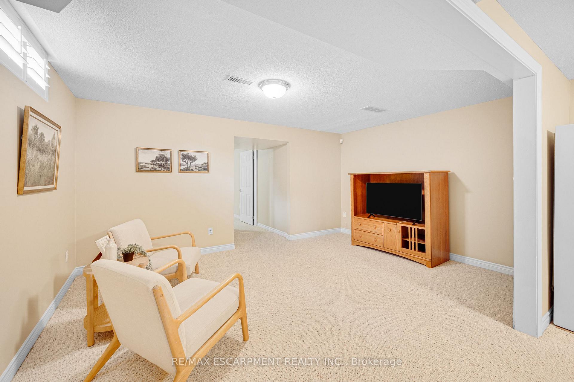 Photo 25 of 1150 Augustus Drive, Burlington, Brant — HOMEH