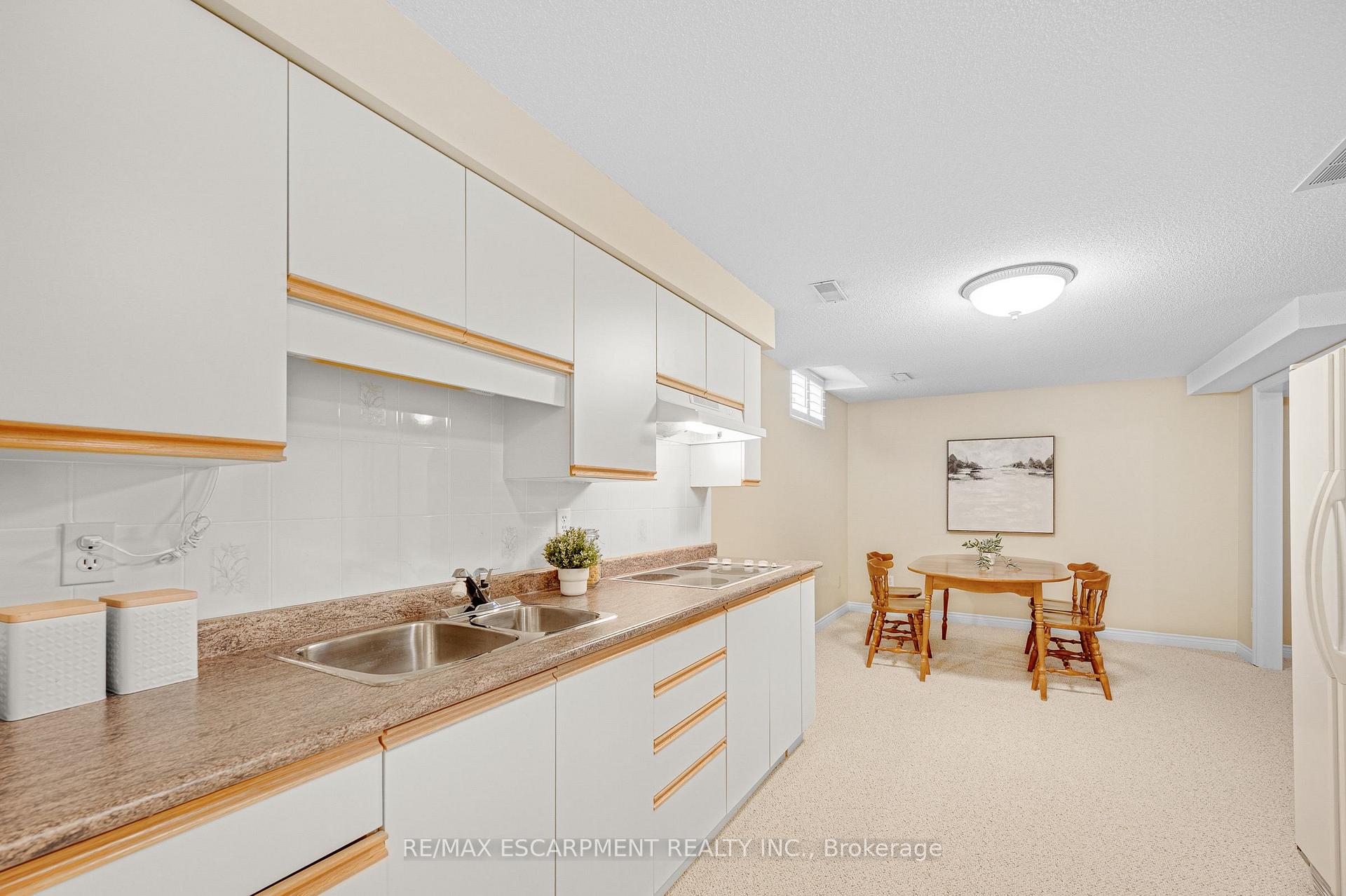 Photo 27 of 1150 Augustus Drive, Burlington, Brant — HOMEH