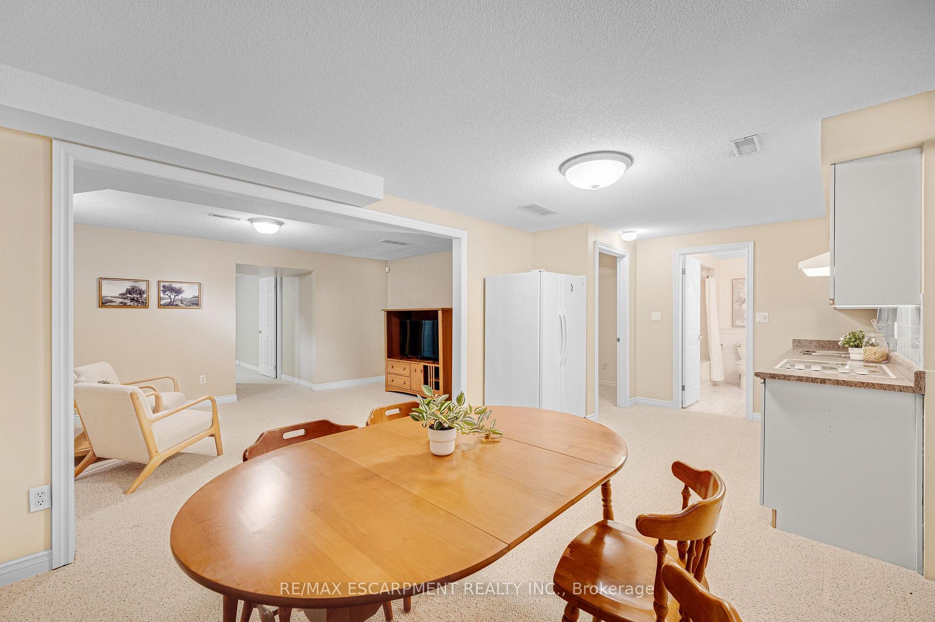 Photo 30 of 1150 Augustus Drive, Burlington, Brant — HOMEH