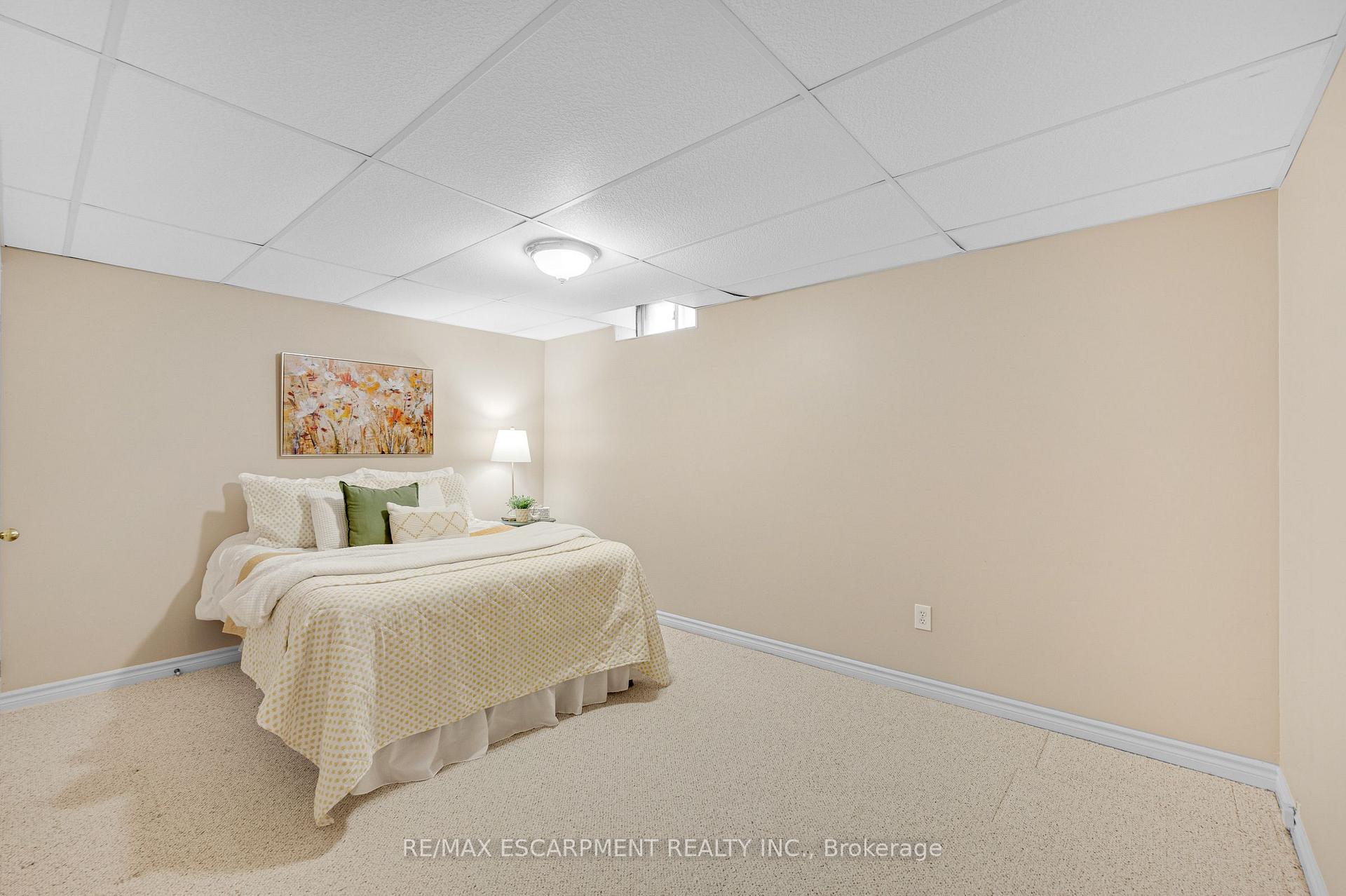 Photo 31 of 1150 Augustus Drive, Burlington, Brant — HOMEH
