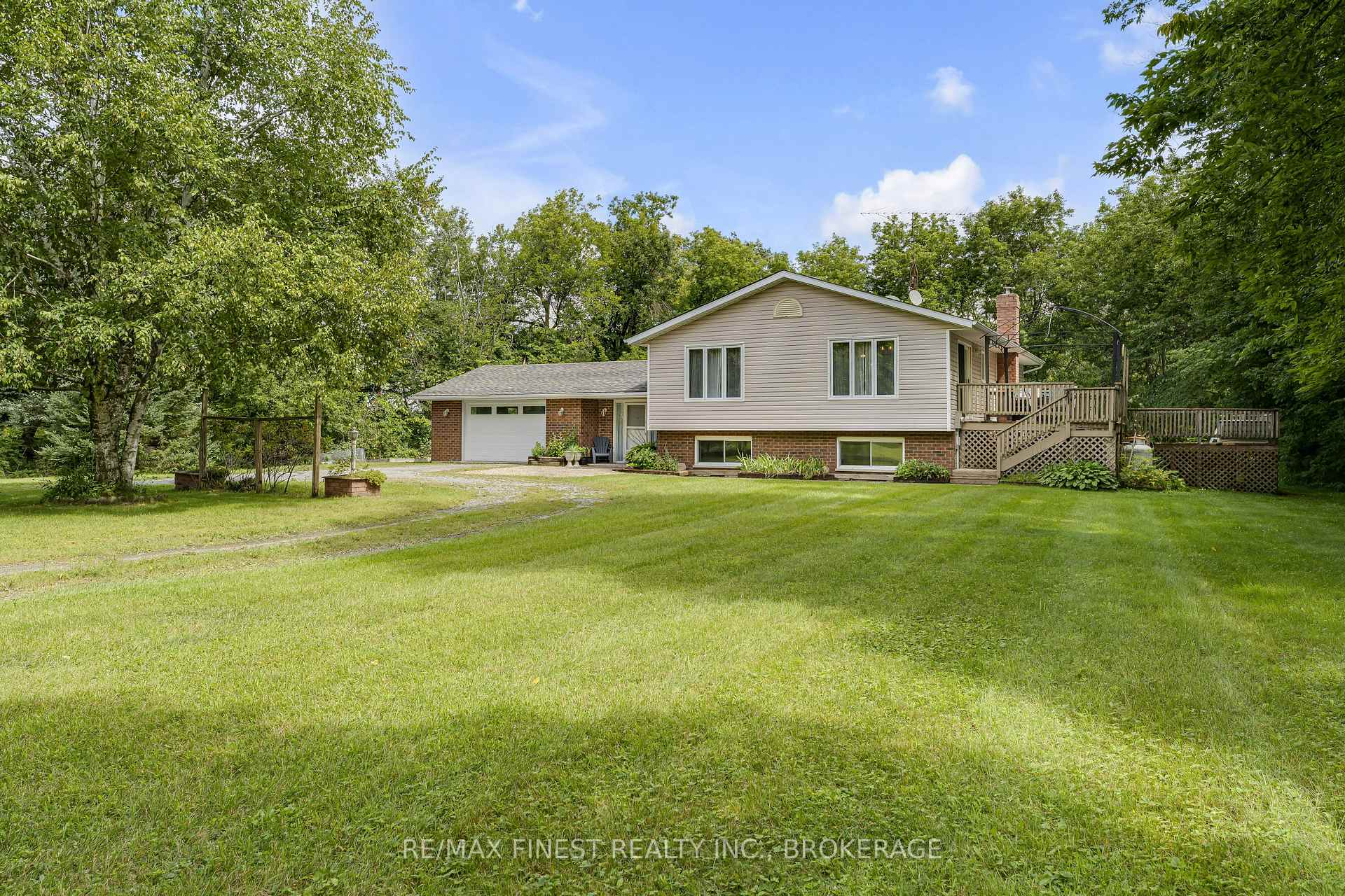 Photo of 318 French Settlement Road