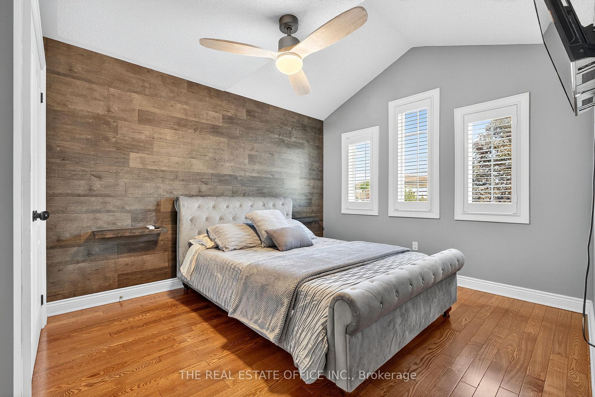 Photo 23 of 1772 Whitestone Court, Oshawa, Samac — HOMEH