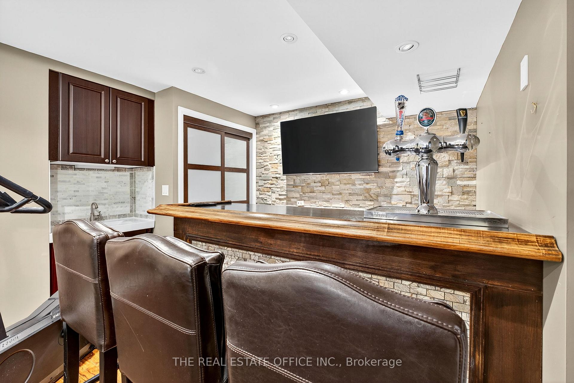 Photo 36 of 1772 Whitestone Court, Oshawa, Samac — HOMEH