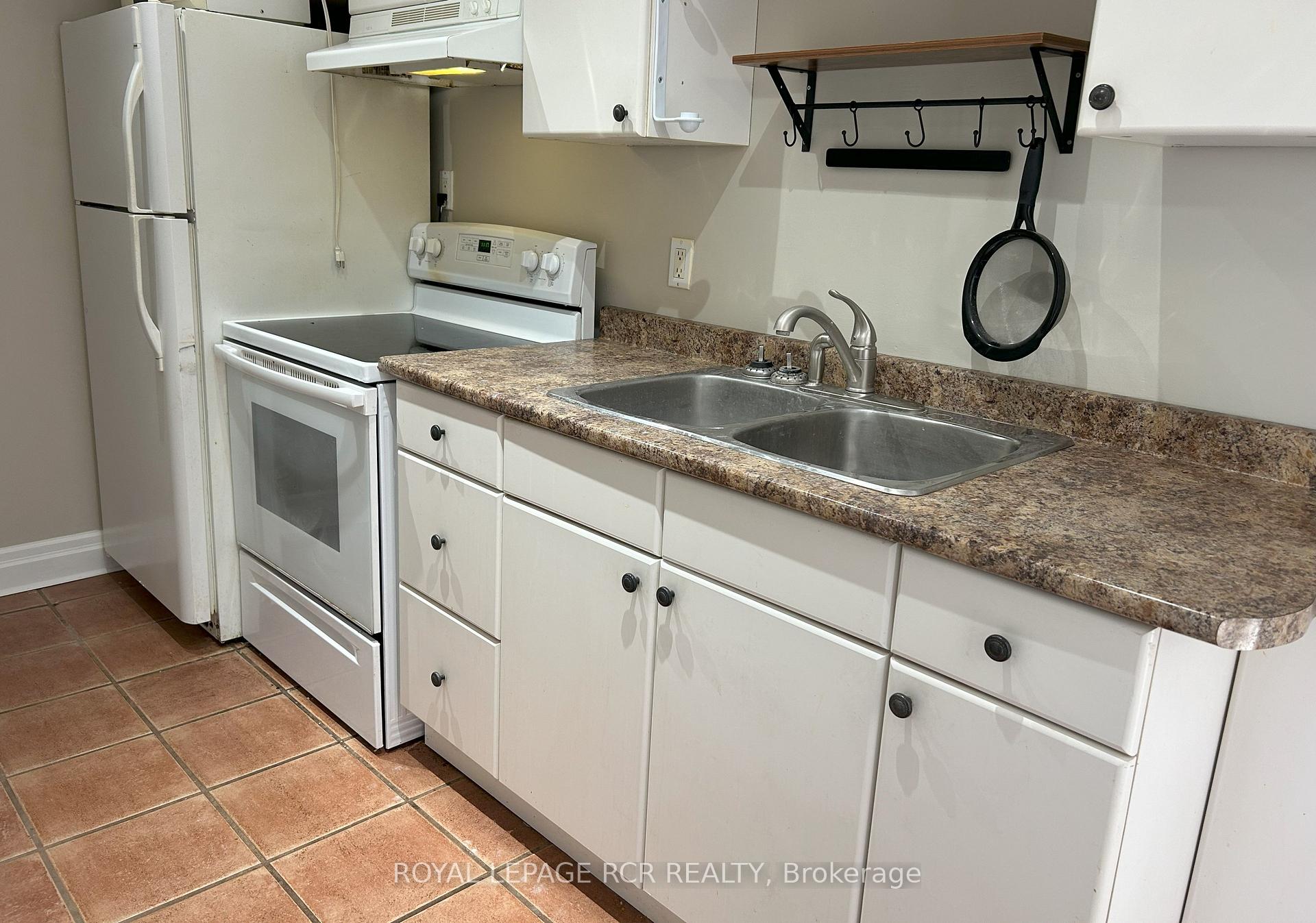 Photo 6 of Unit B, 5997 5th Line, Essa, Rural Essa — HOMEH