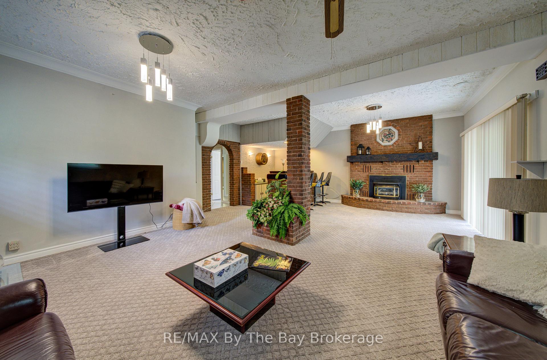 Photo 27 of 93 Frederick Dr, Wasaga Beach — HOMEH