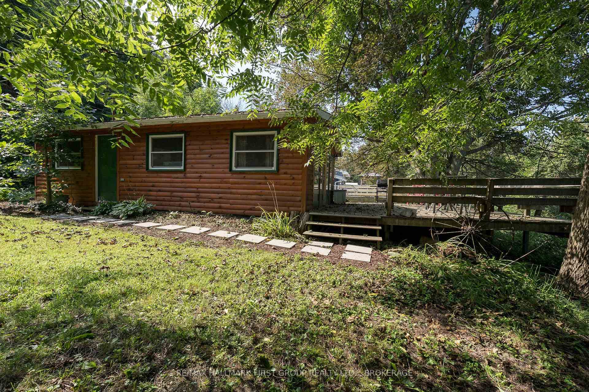Photo 21 of 19 Pc Lane, Prince Edward County, North Marysburg Ward — HOMEH