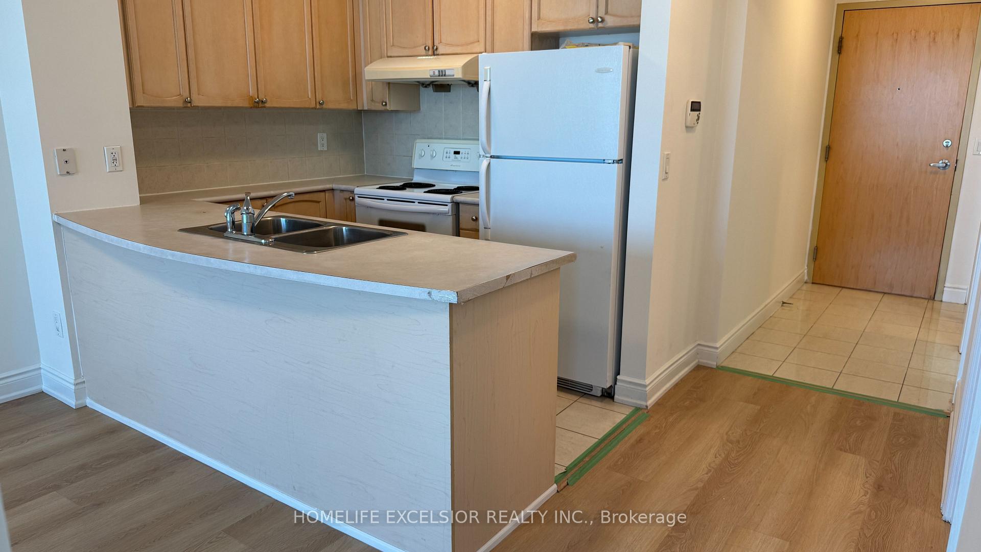 Photo 6 of Unit 705, 60 Brian Harrison Way, Scarborough, Bendale — HOMEH