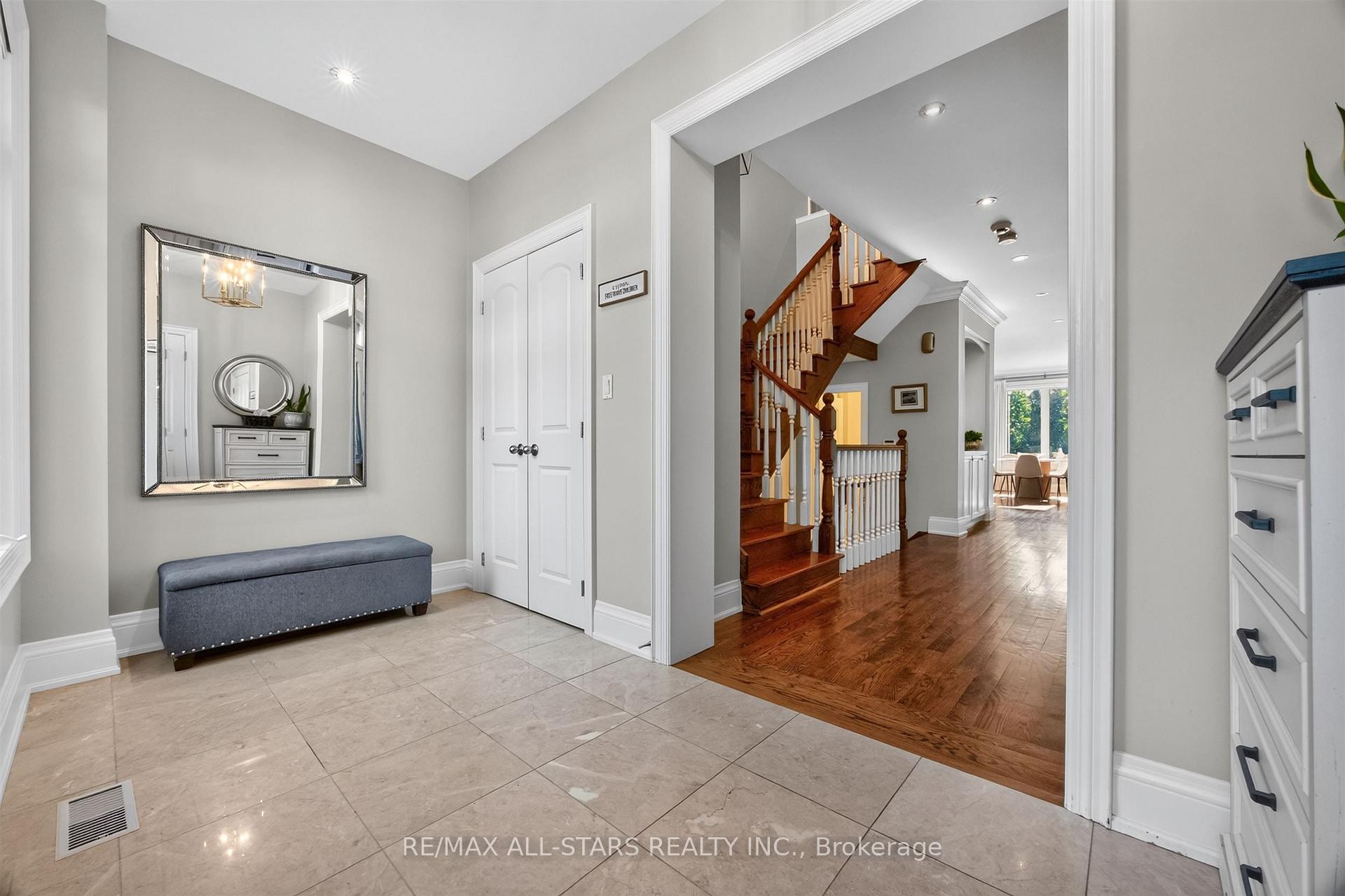 Photo 9 of 30 St Quentin Avenue, Scarborough, Cliffcrest — HOMEH