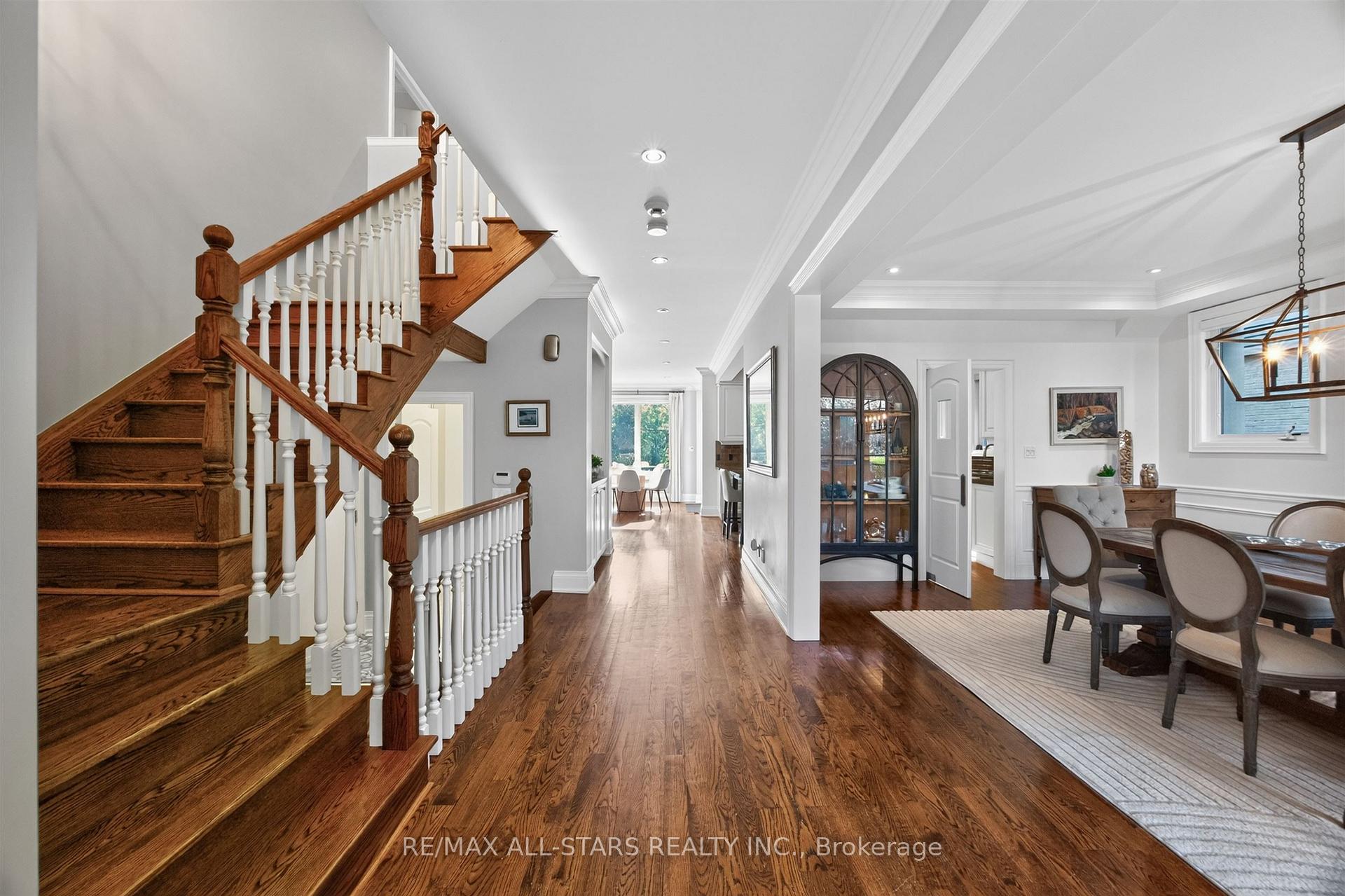 Photo 10 of 30 St Quentin Avenue, Scarborough, Cliffcrest — HOMEH