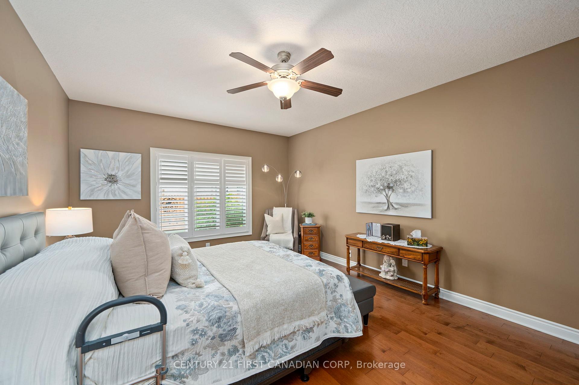 Photo 14 of 286 Dufferin Street, Central Elgin, Belmont — HOMEH