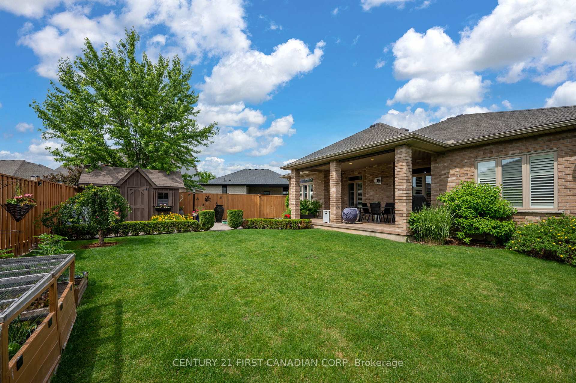 Photo 42 of 286 Dufferin Street, Central Elgin, Belmont — HOMEH